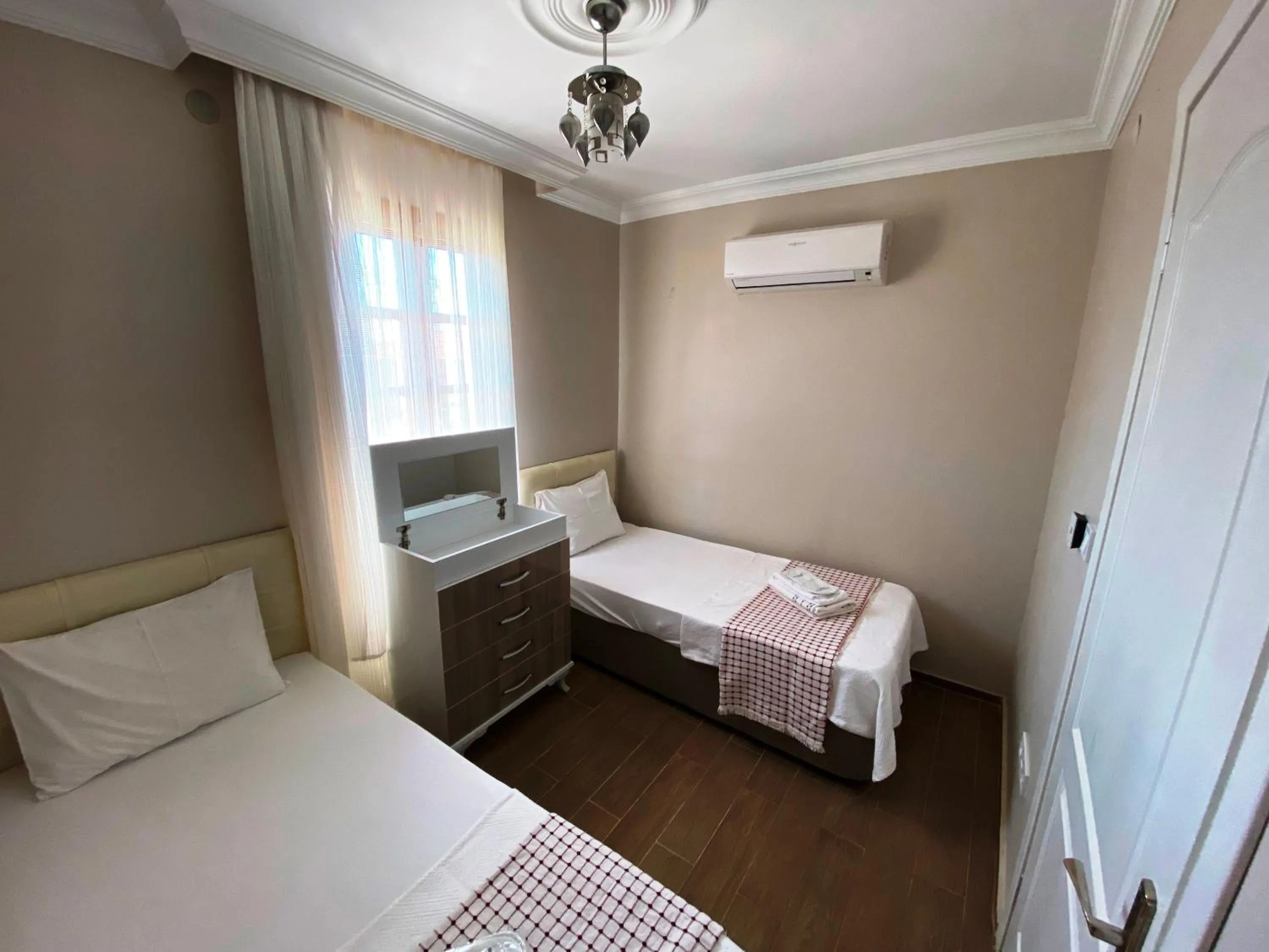 Bed in Mai Otel Cunda