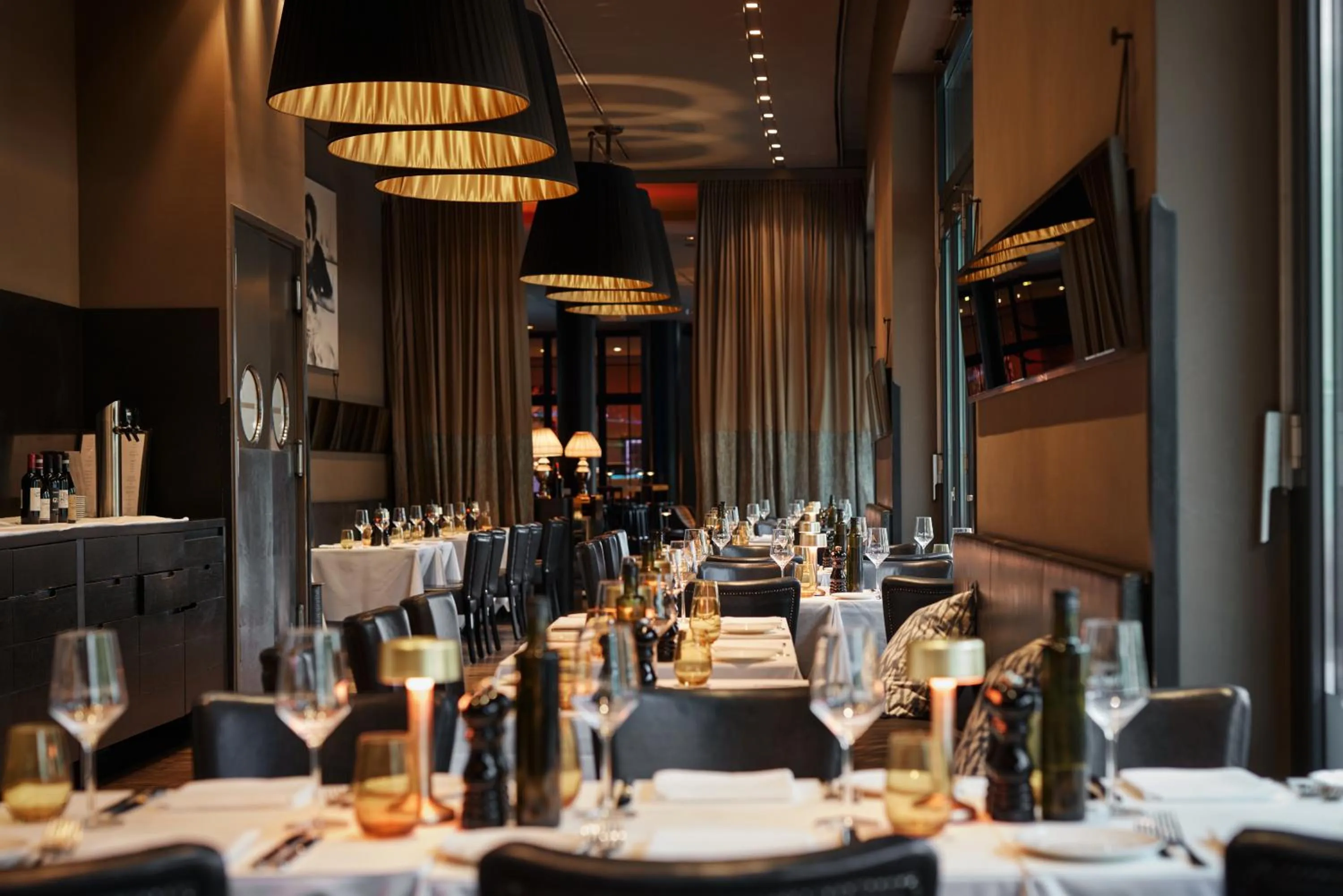 Restaurant/places to eat in The George Hamburg