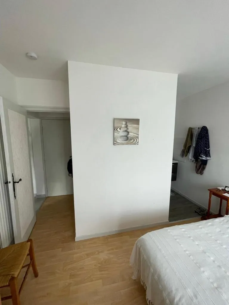 Photo of the whole room, Bed in Résidence Les Milandes