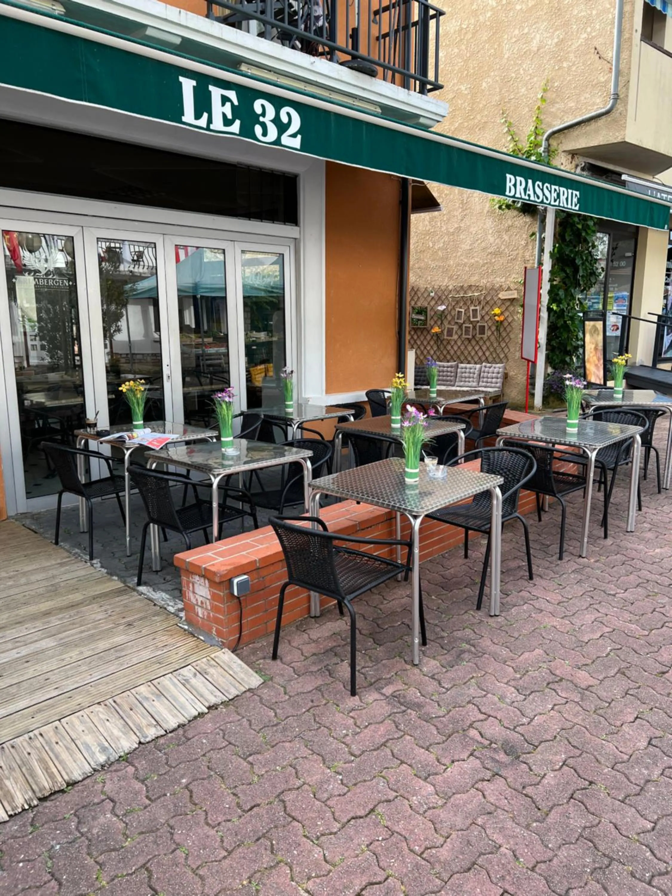 Restaurant/places to eat in Résidence Les Milandes