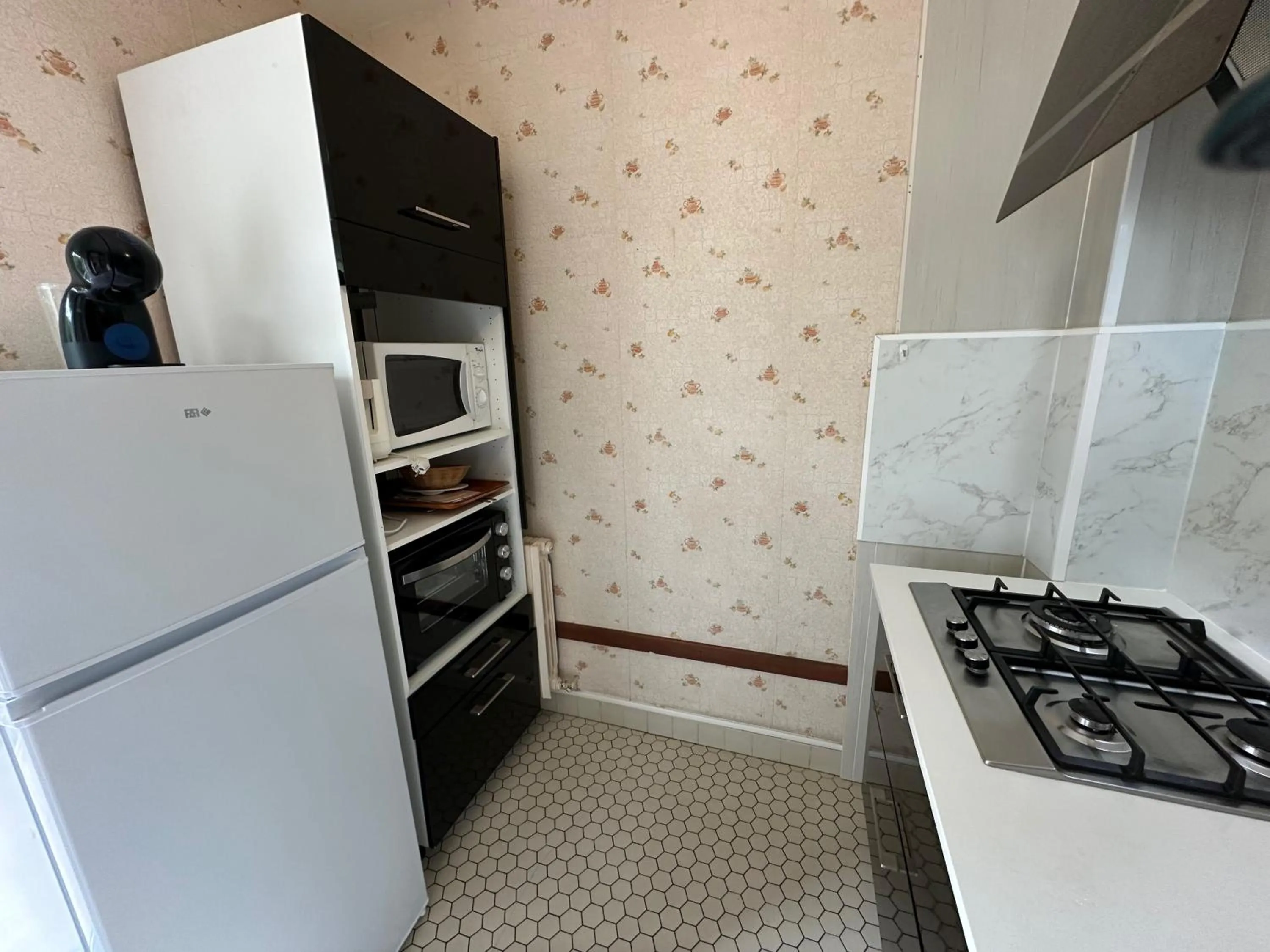 kitchen in Résidence Les Milandes