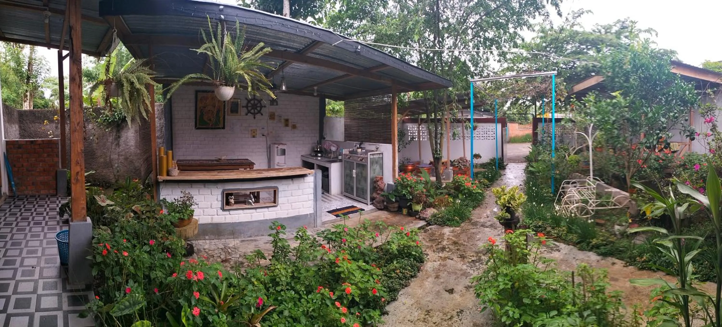 AZALEA GARDEN HOMESTAY