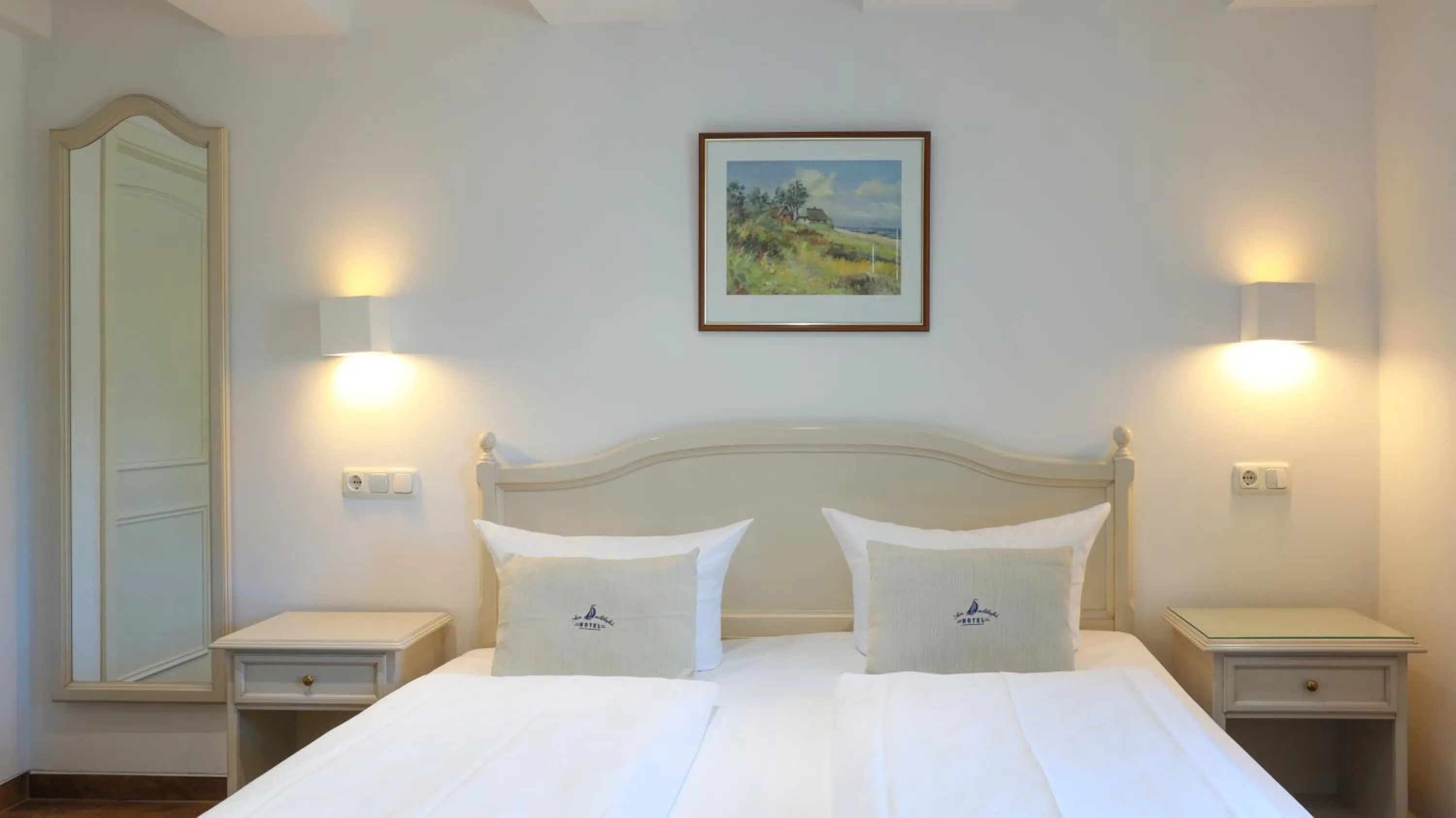 Bed in Hotel Am Yachthafen