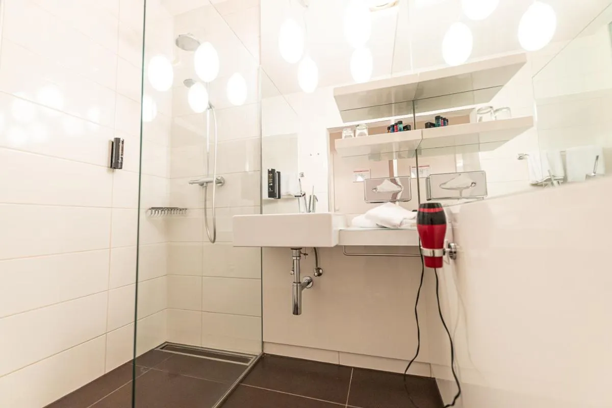 Shower in Maiers Kuschelhotel Loipersdorf - ADULTS ONLY