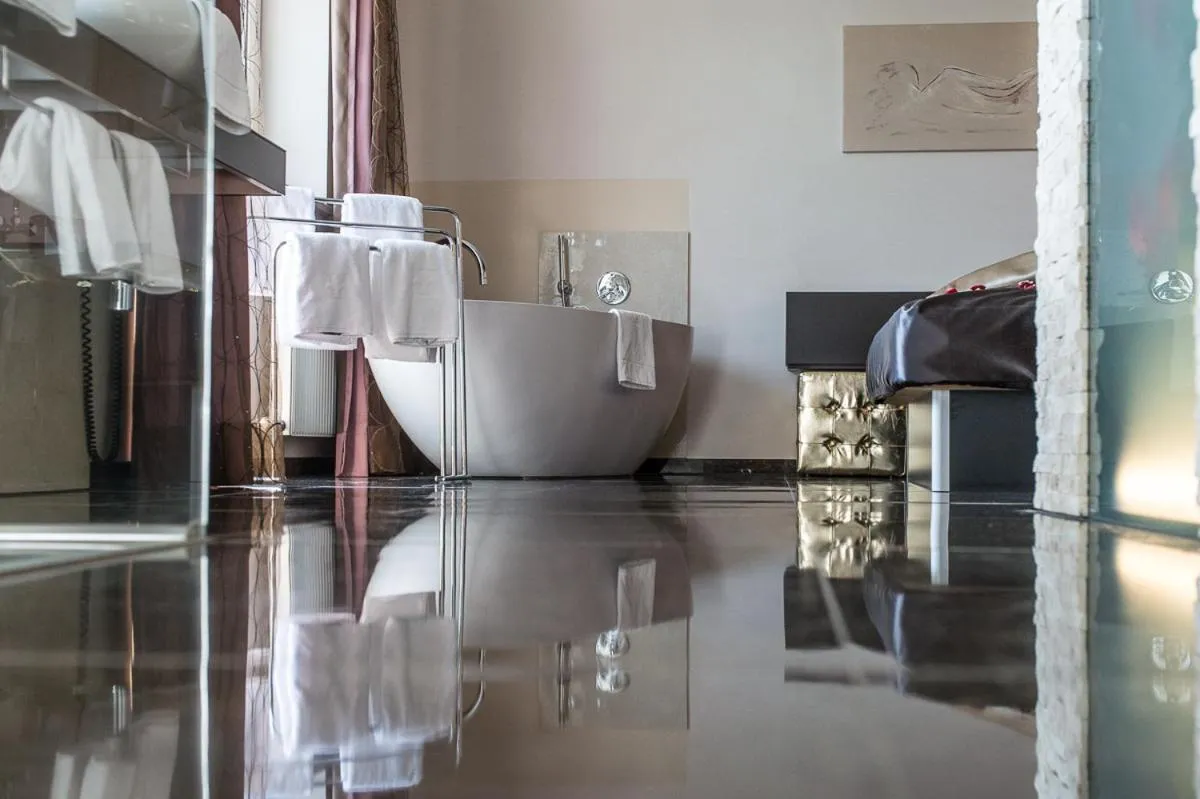 Bath in Maiers Kuschelhotel Loipersdorf - ADULTS ONLY