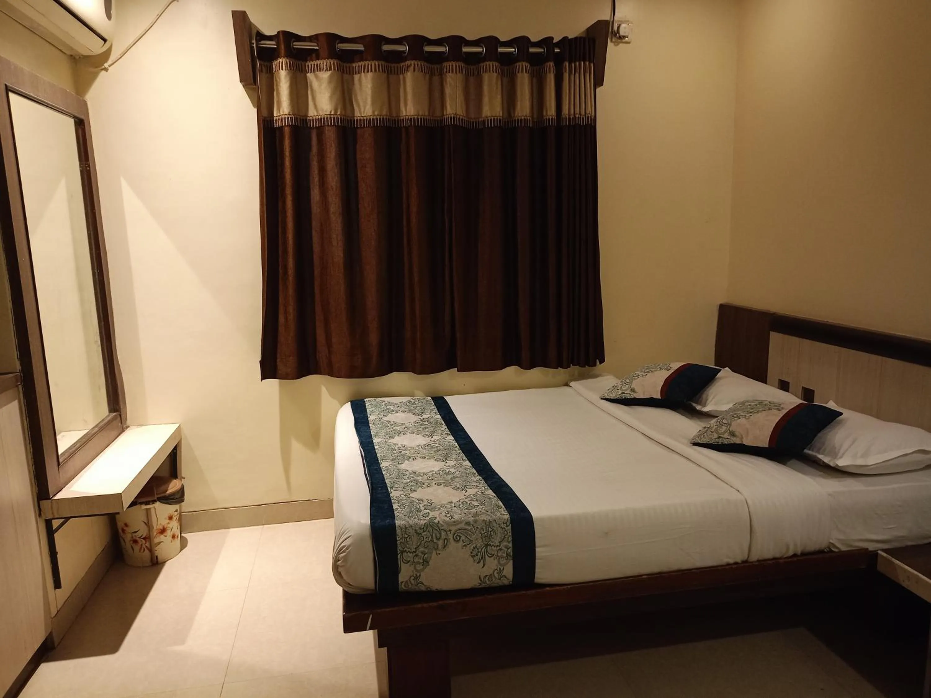 Bed in Hotel Sai Balaji