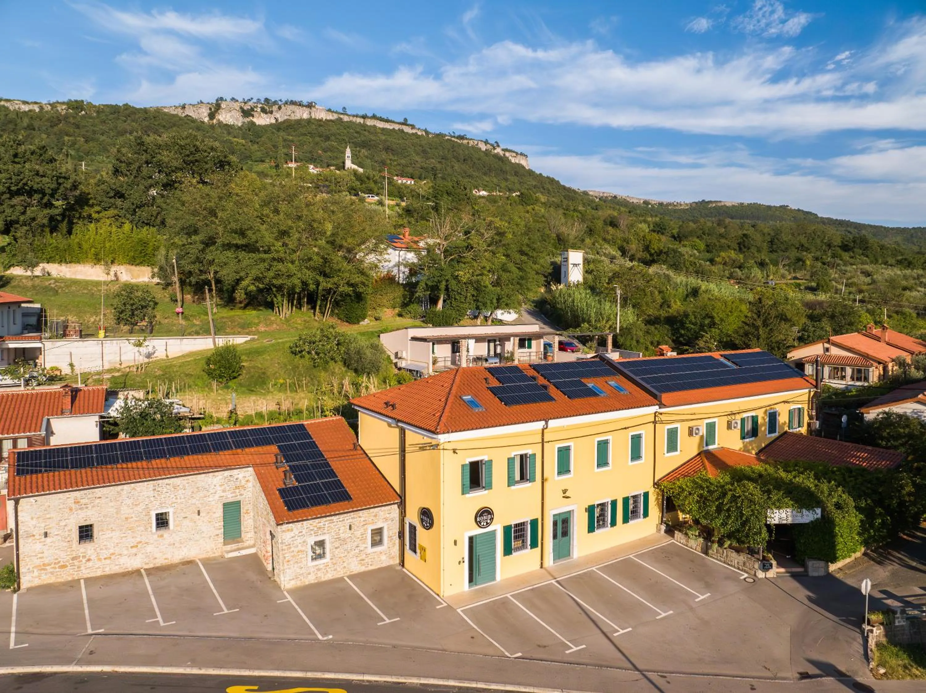 Property building in Vila ROBIDA & SPA