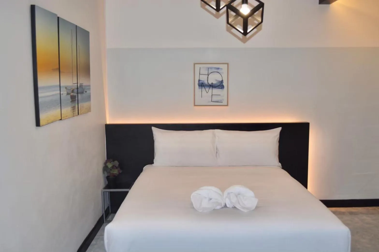 Bed in บันดารี่ ริชชี่ (Bhundaree Richy)