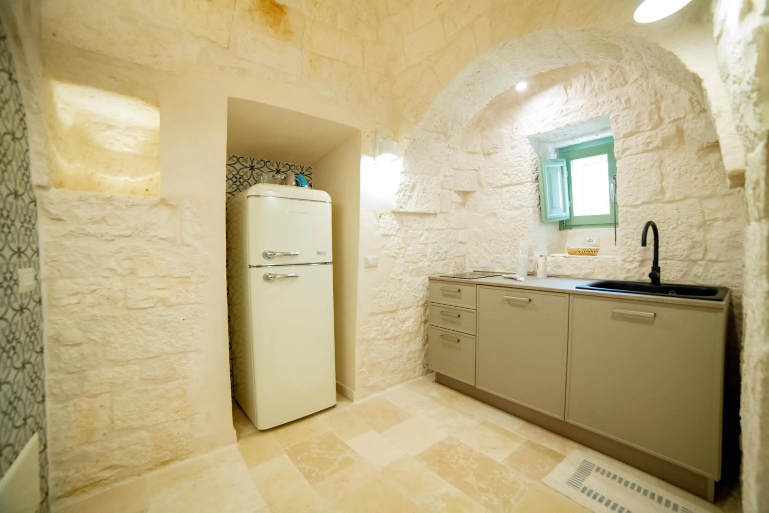 Kitchen or kitchenette in Coppola di Seta