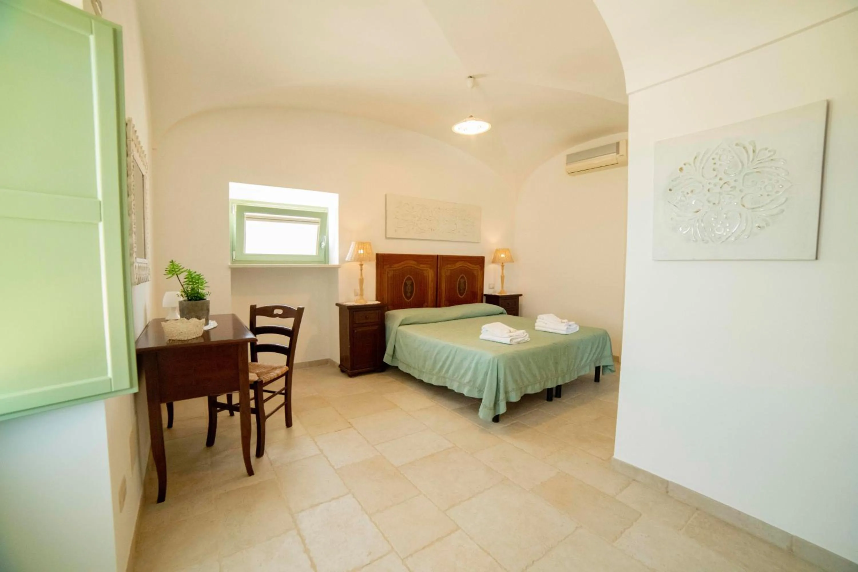 Bed in Coppola di Seta