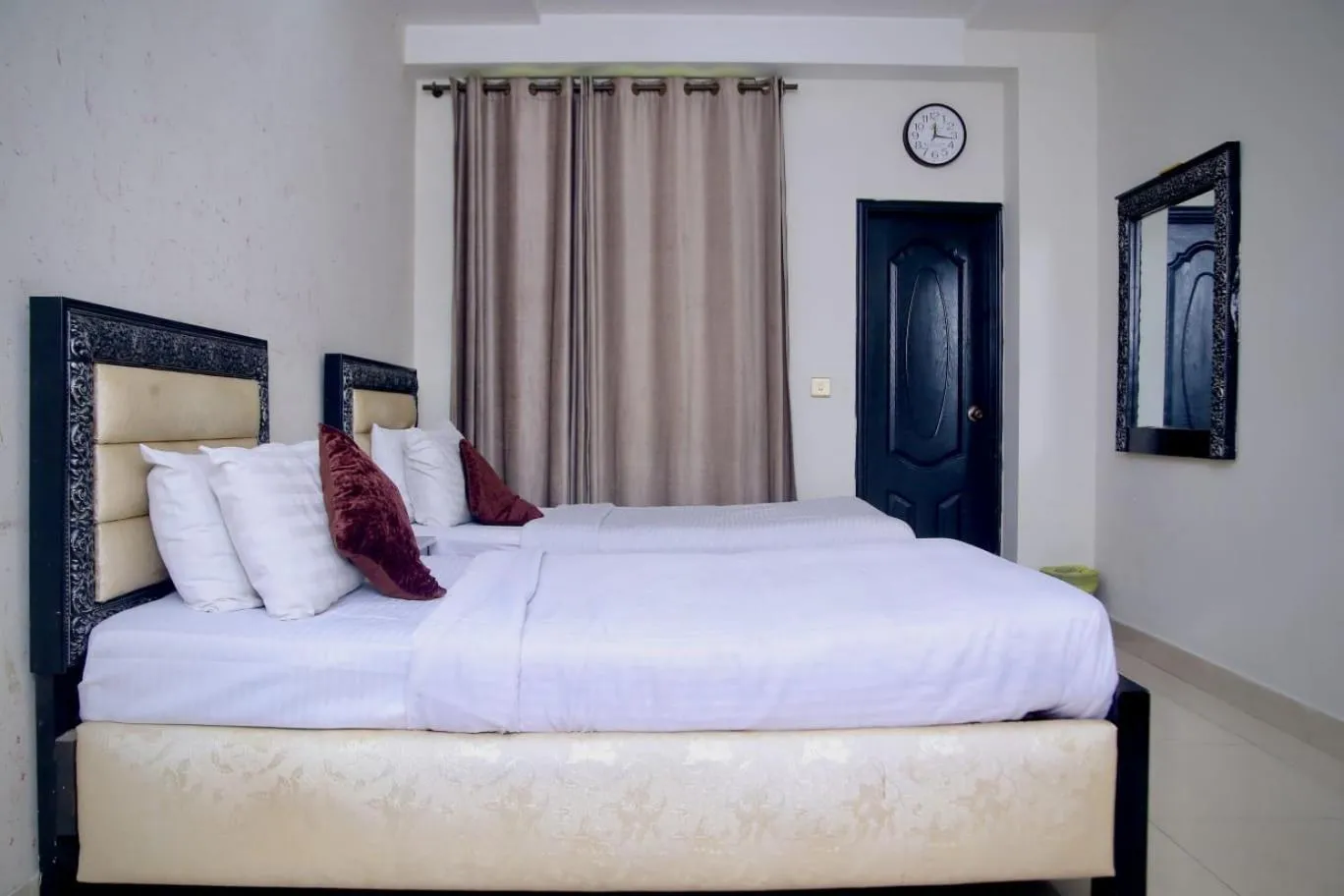 Bedroom, Bed in Hotel Tulip Inn