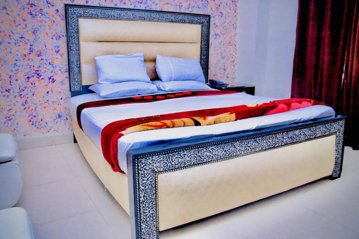 Photo of the whole room, Bed in Hotel Tulip Inn