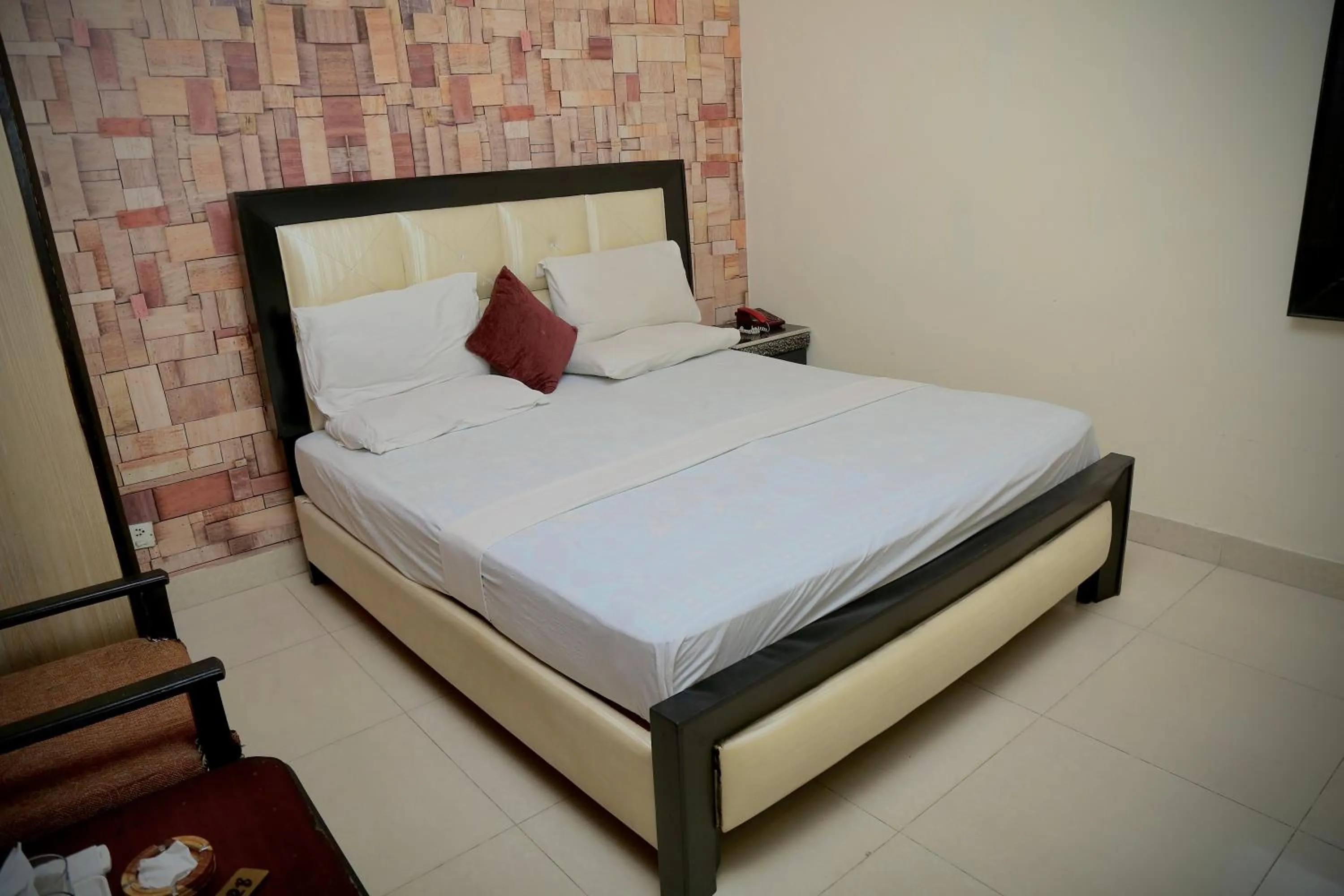 Bedroom, Bed in Hotel Tulip Inn