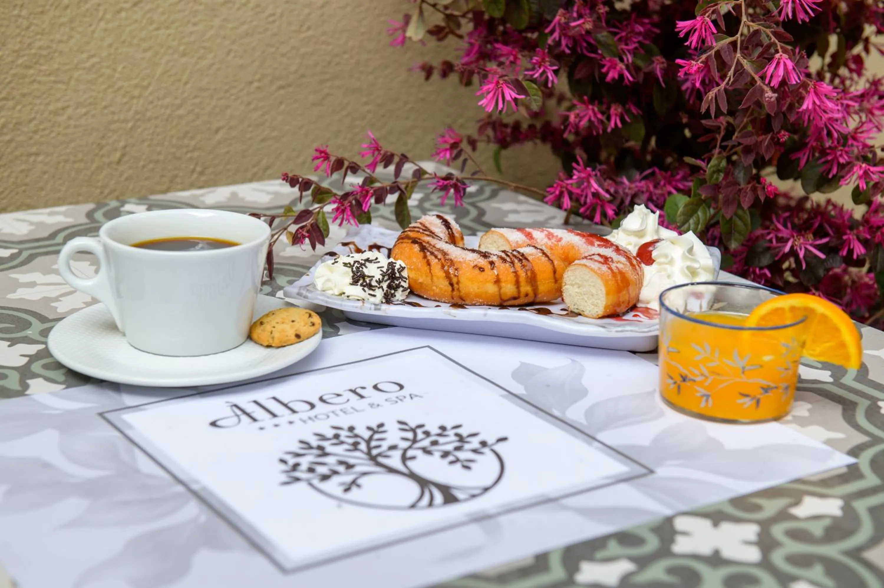 Breakfast in Álbero Hotel