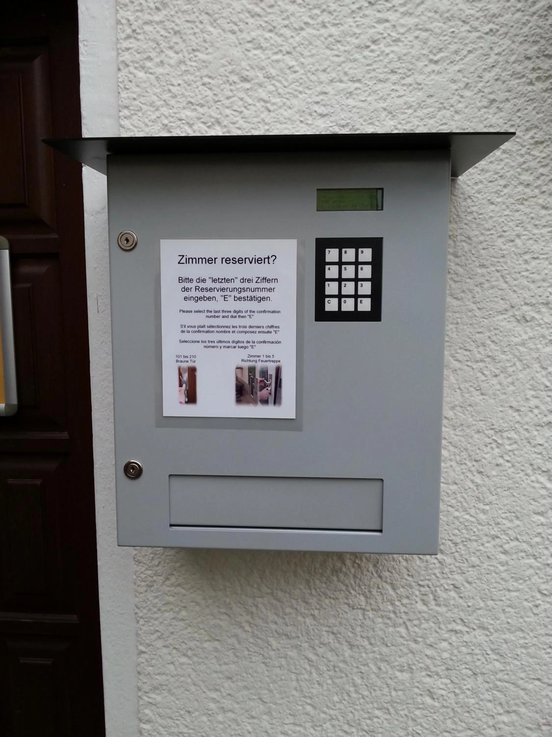 Facade/entrance in RUTHMANN-Rheinblick GARNI