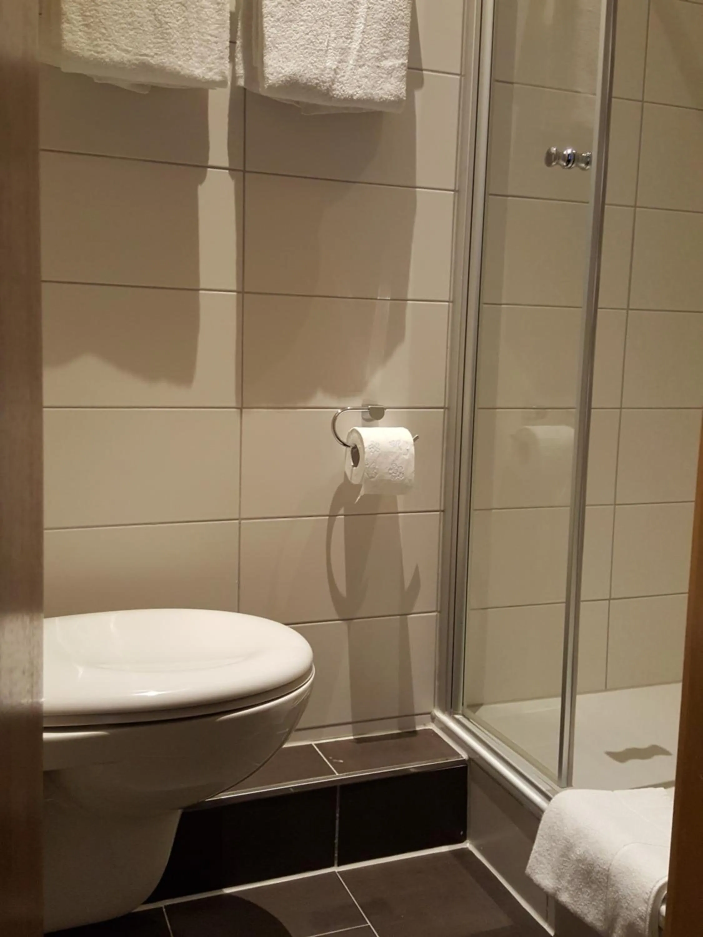 Shower in RUTHMANN-Rheinblick GARNI