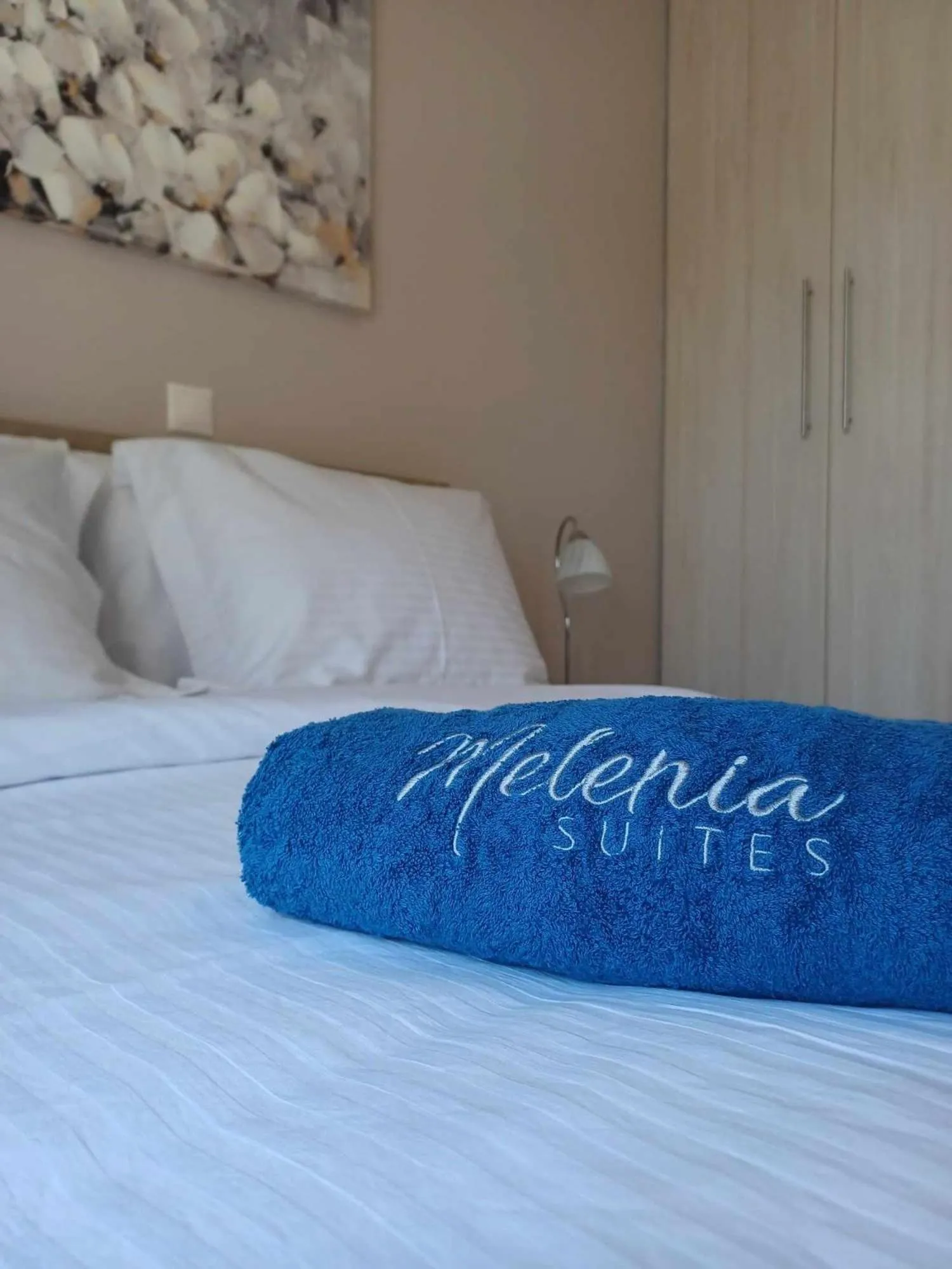 Melenia Suites