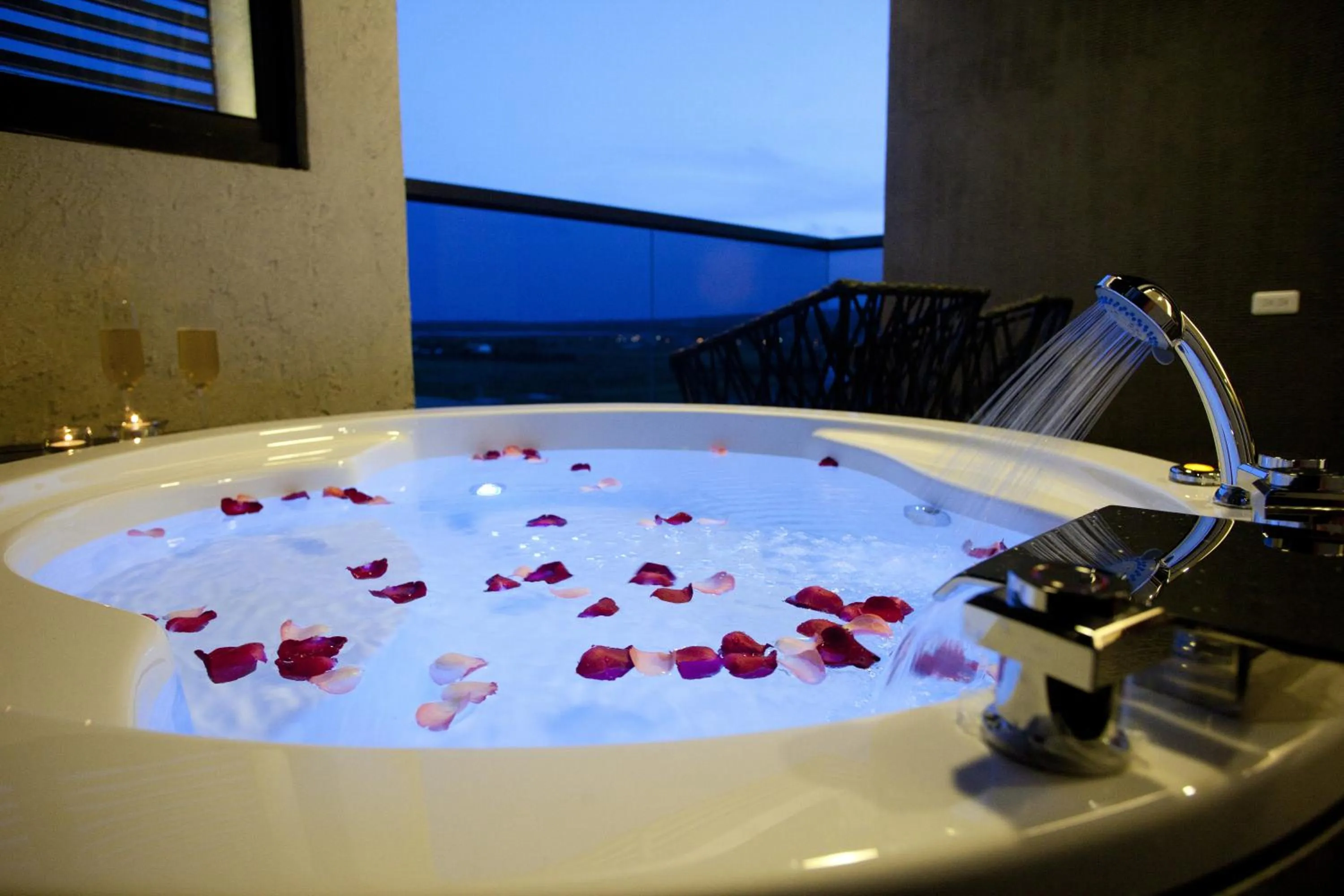 Bath in Wolken Lodge