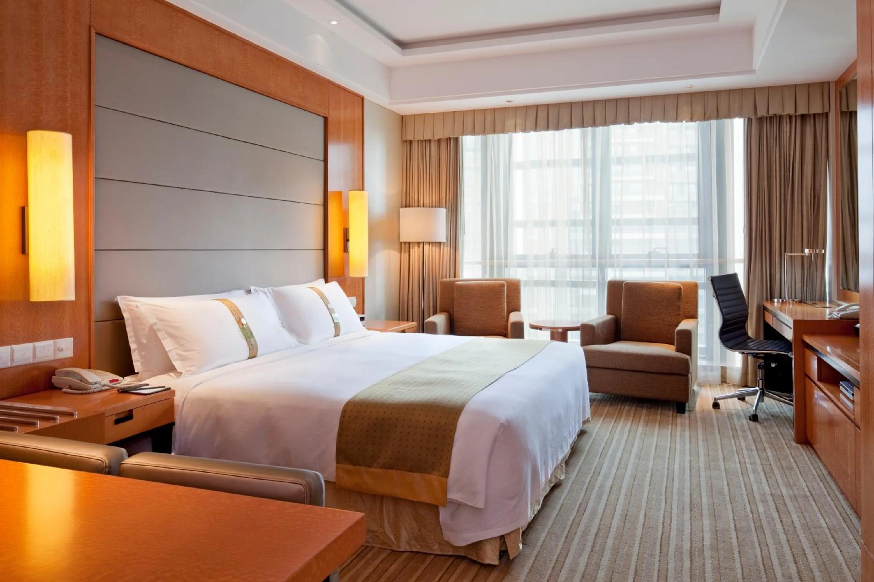 Photo of the whole room in Holiday Inn Hangzhou CBD by IHG