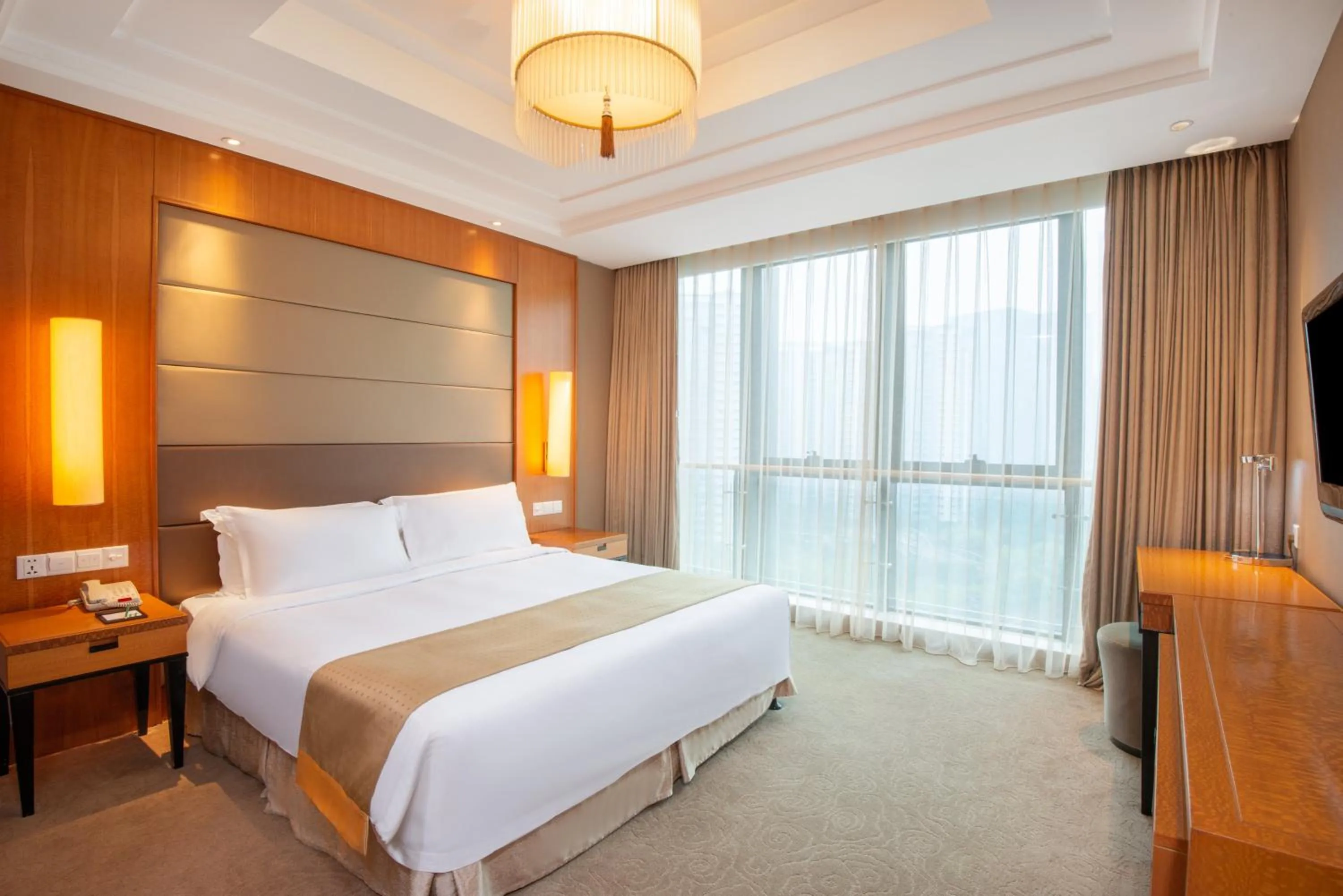 Bedroom in Holiday Inn Hangzhou CBD by IHG