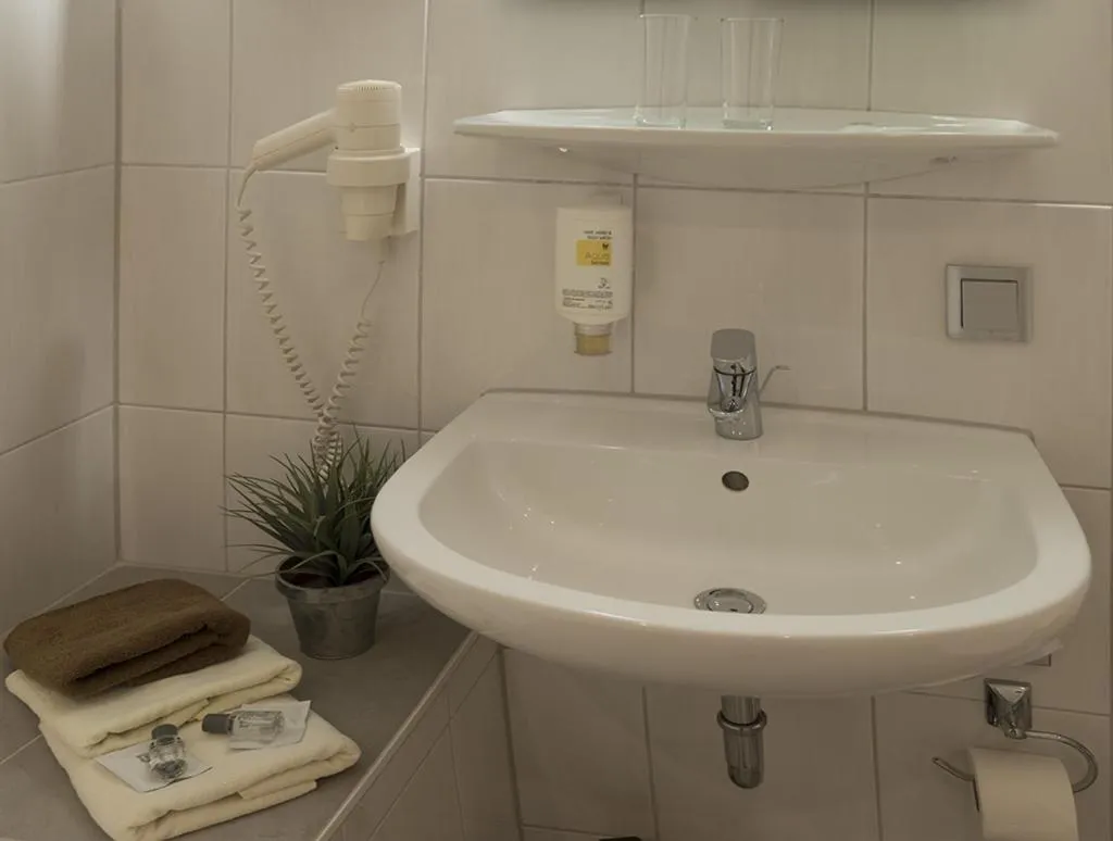 Bathroom in Hotel Dorheimer Hof