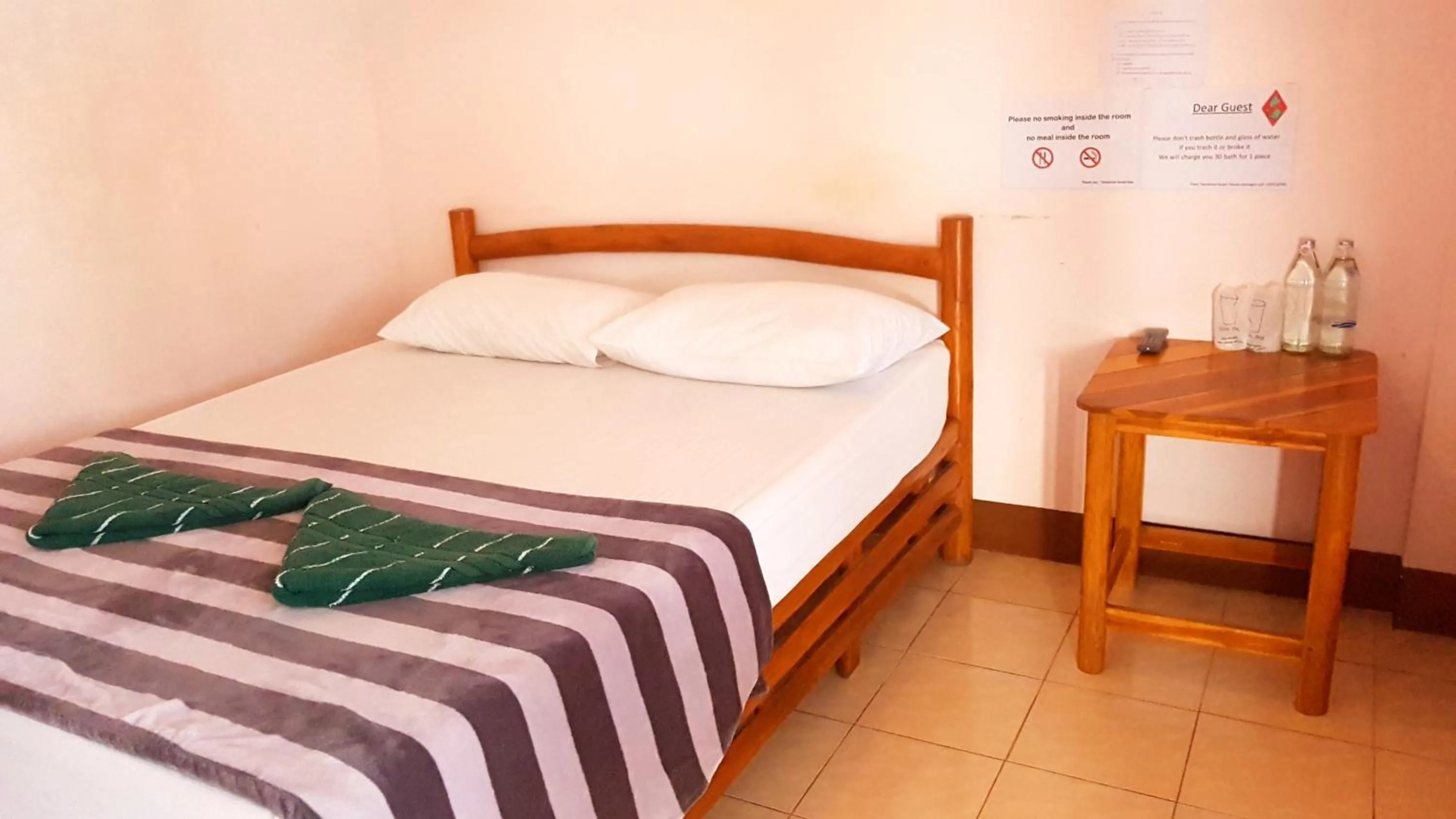 Bed in Tamarind Guesthouse