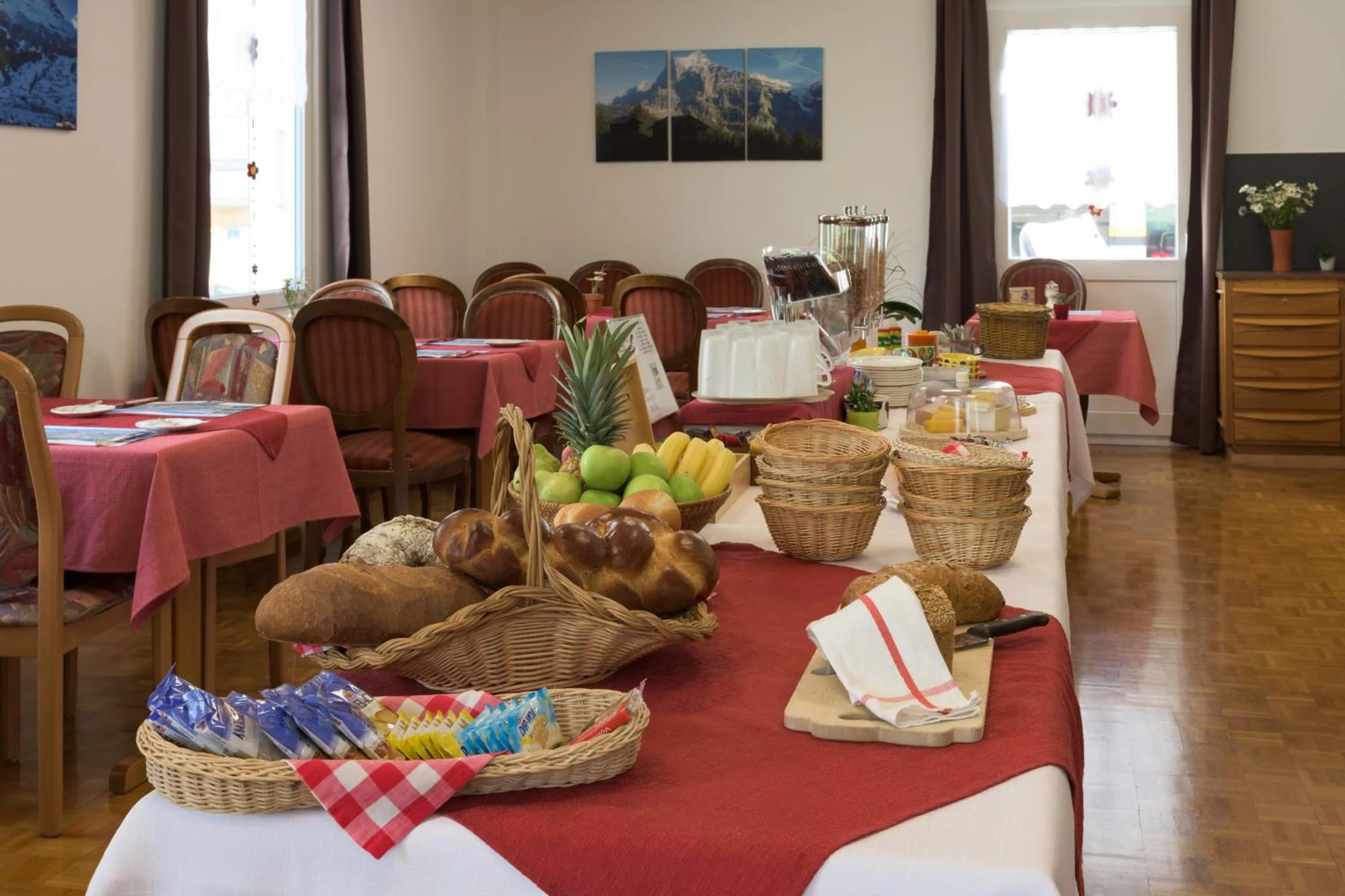 Restaurant/places to eat in Hotel Bel-Air Eden