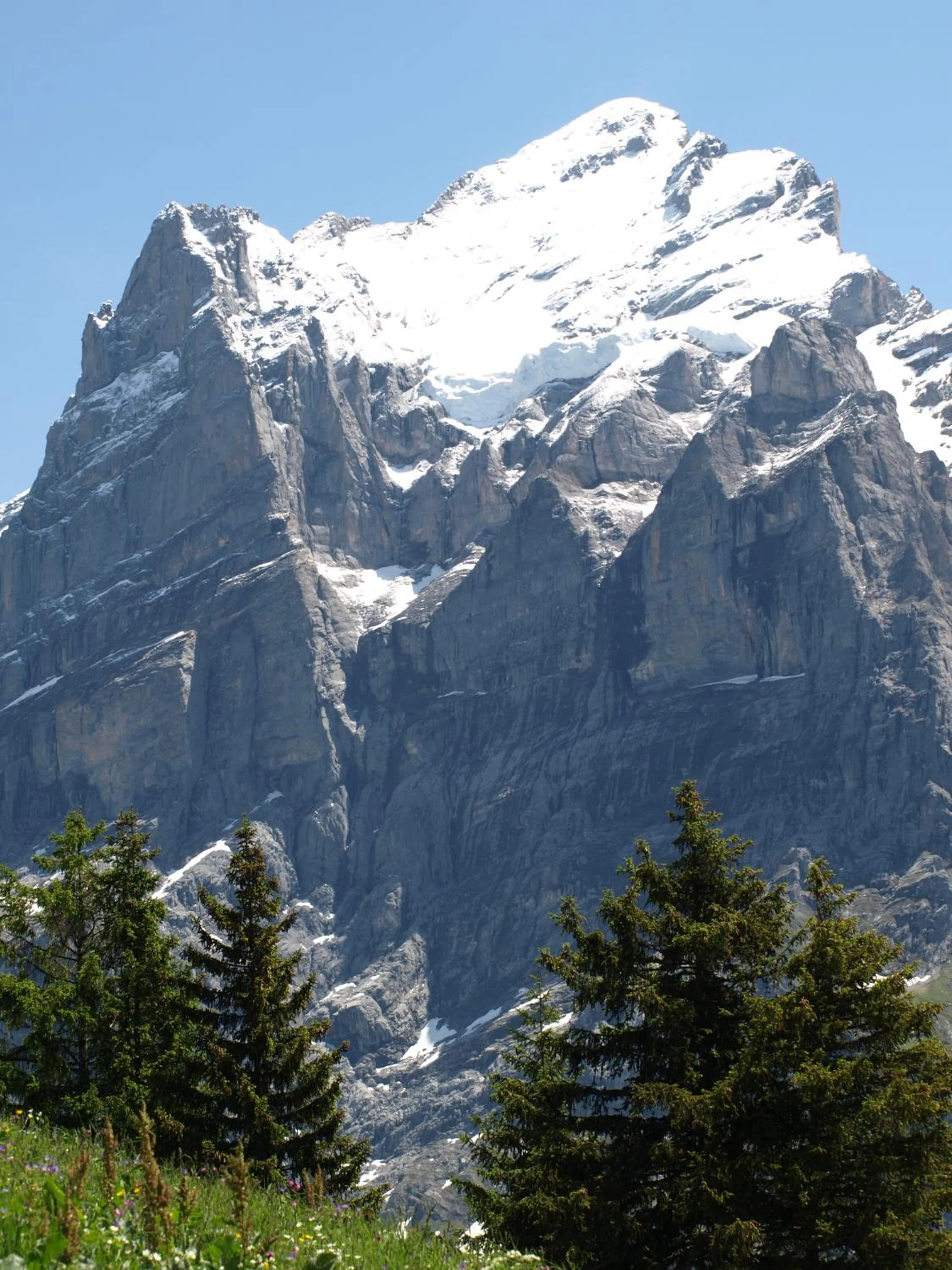 Hiking in Hotel Bel-Air Eden