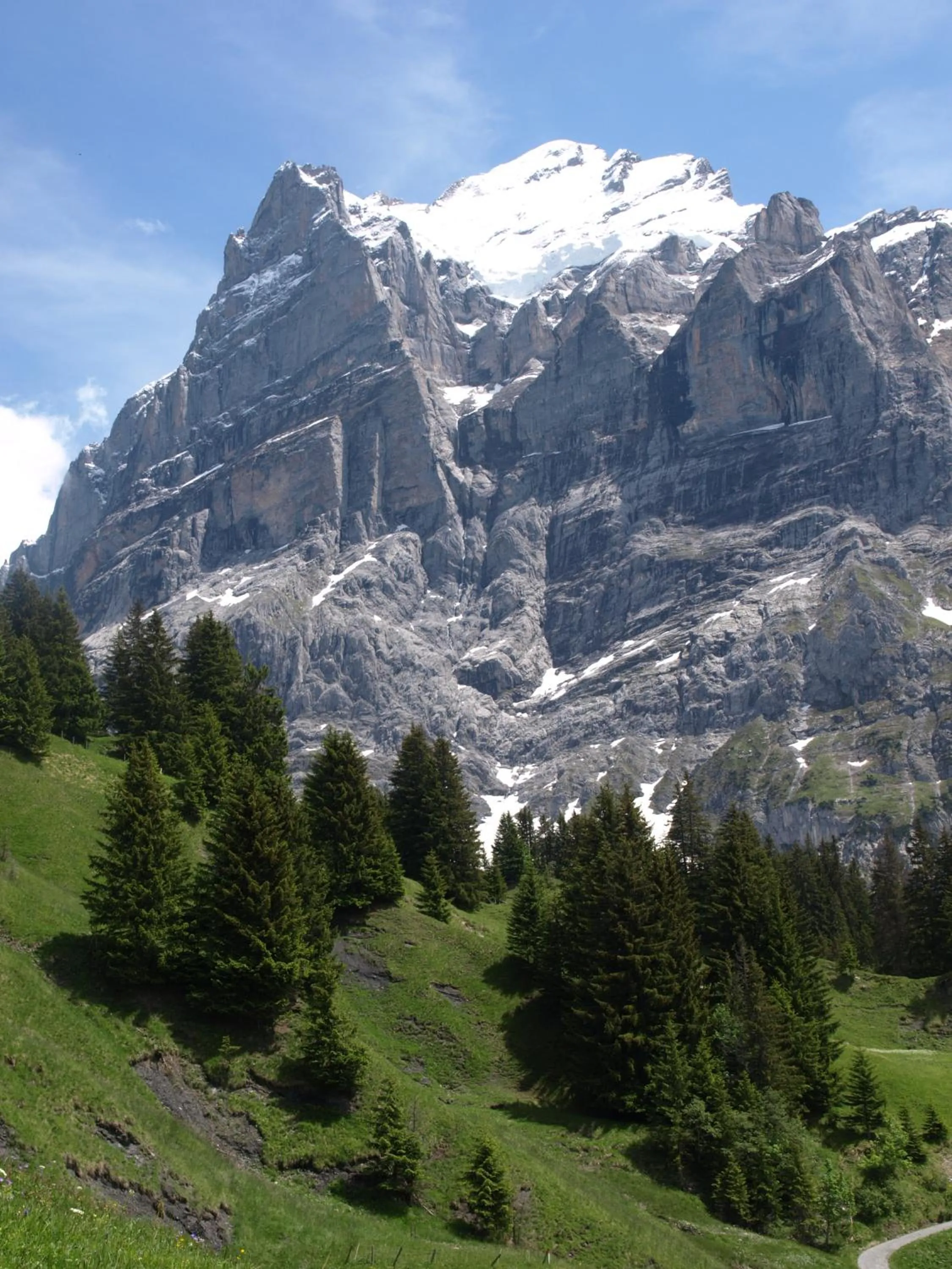 Hiking in Hotel Bel-Air Eden