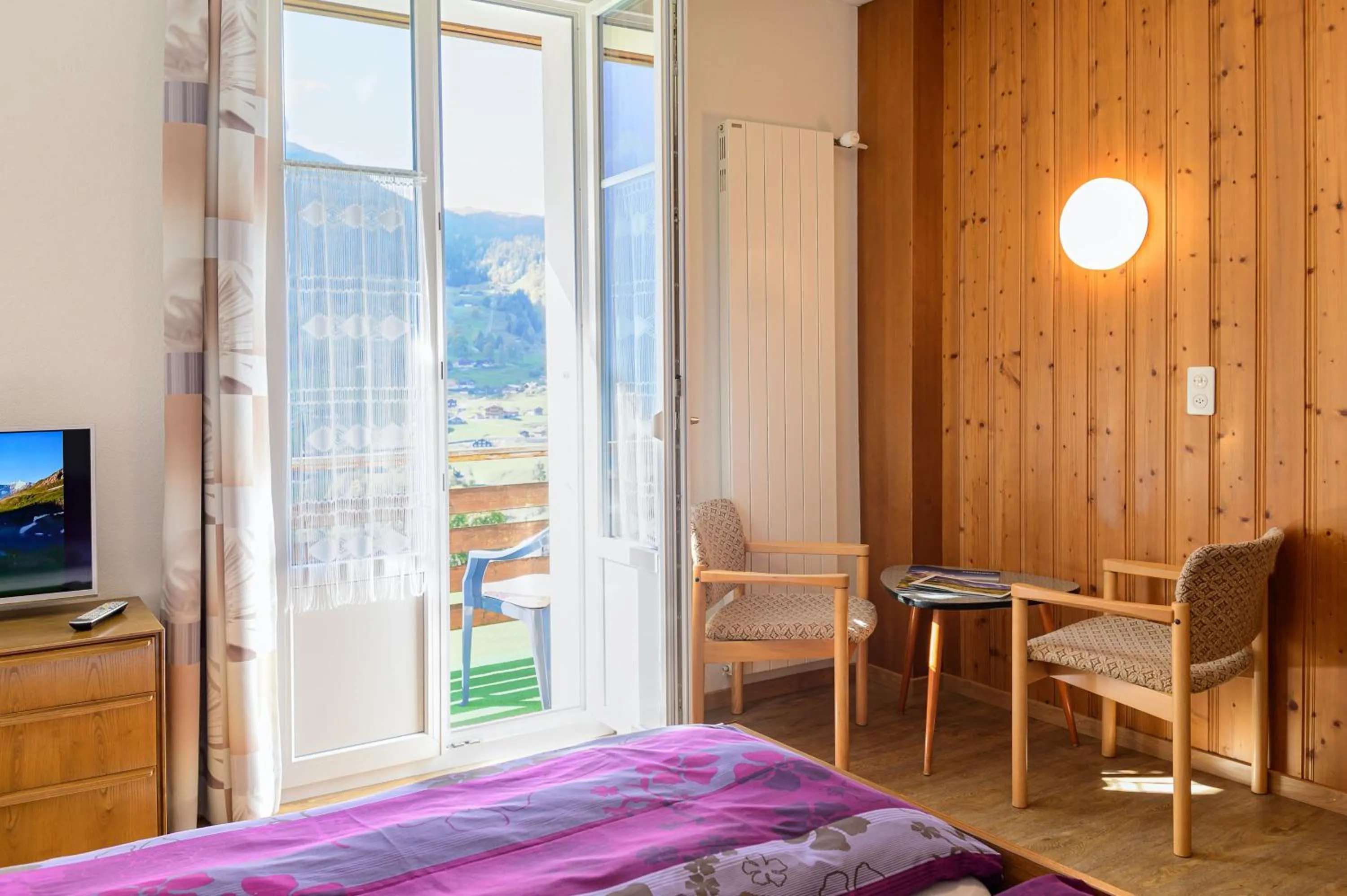 Living room, Bed in Hotel Bel-Air Eden