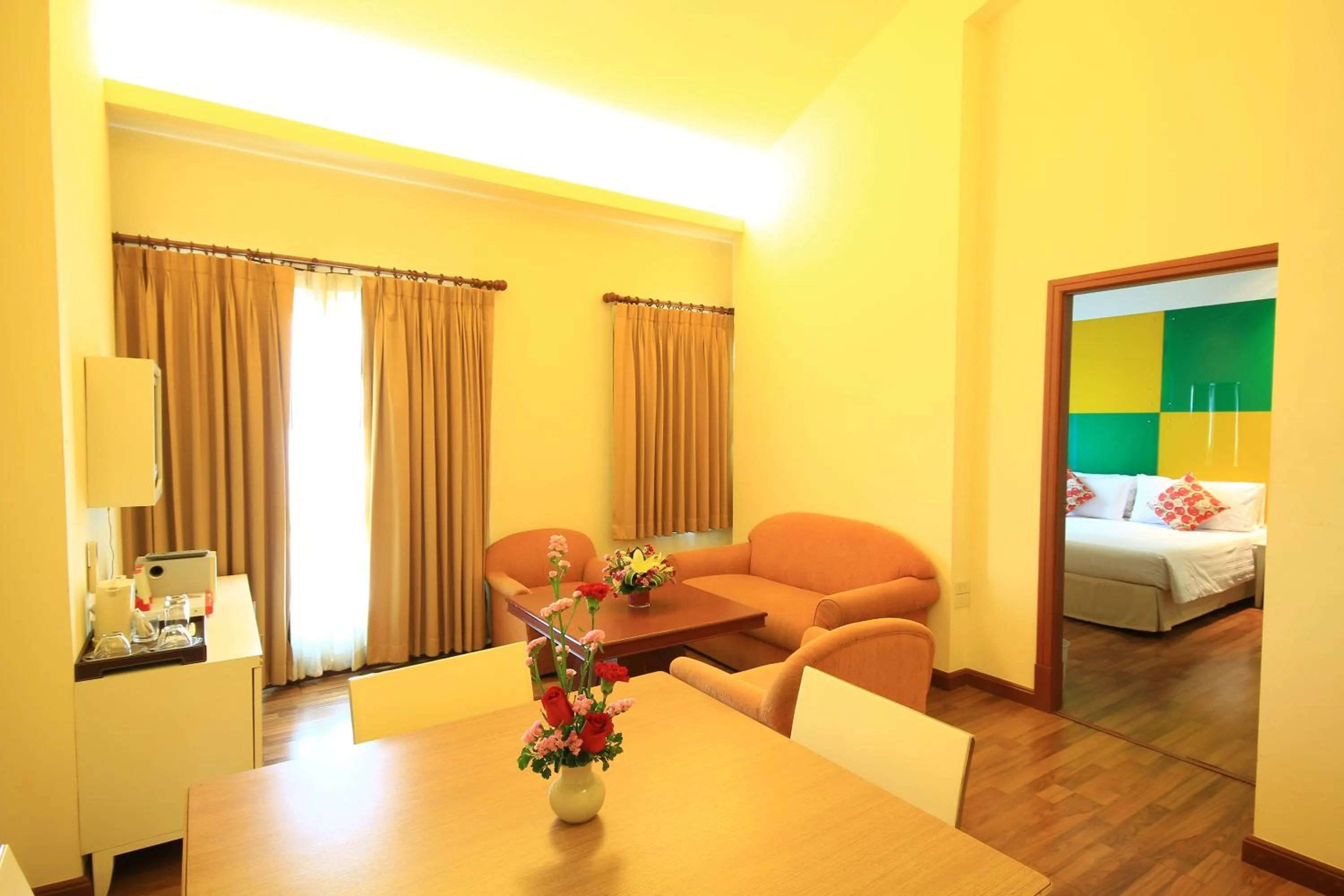 Seating area, Bed in Calypzo Bangkok