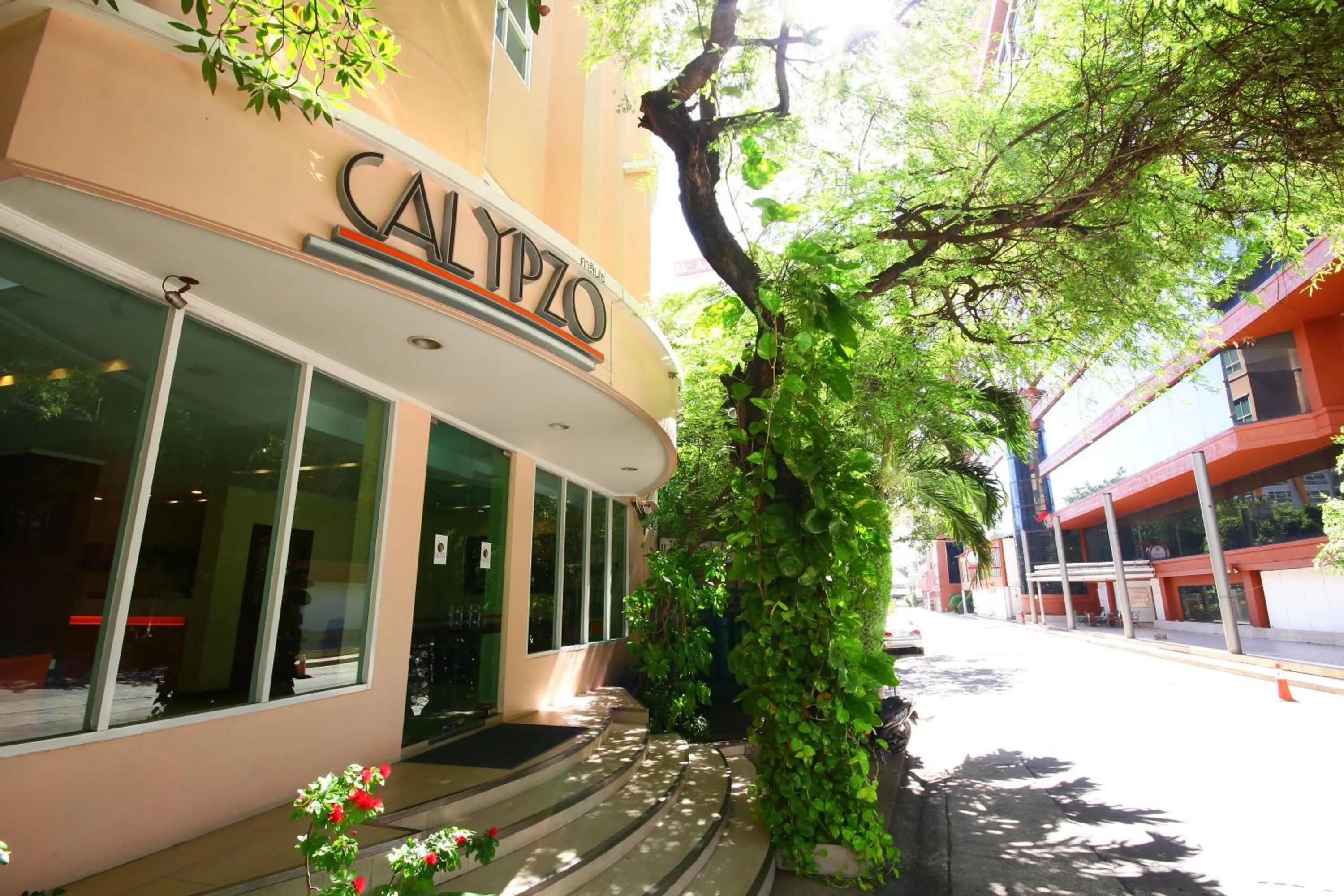 Facade/entrance in Calypzo Bangkok