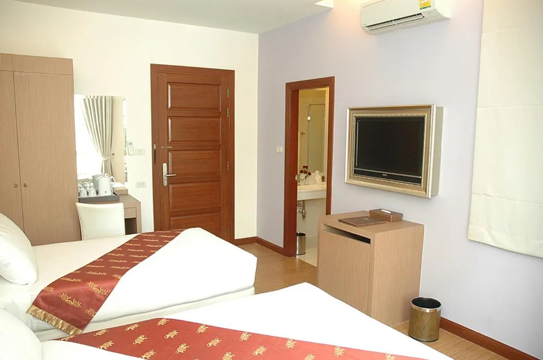 Bedroom, Bed in Calypzo 2 Ratchada 20