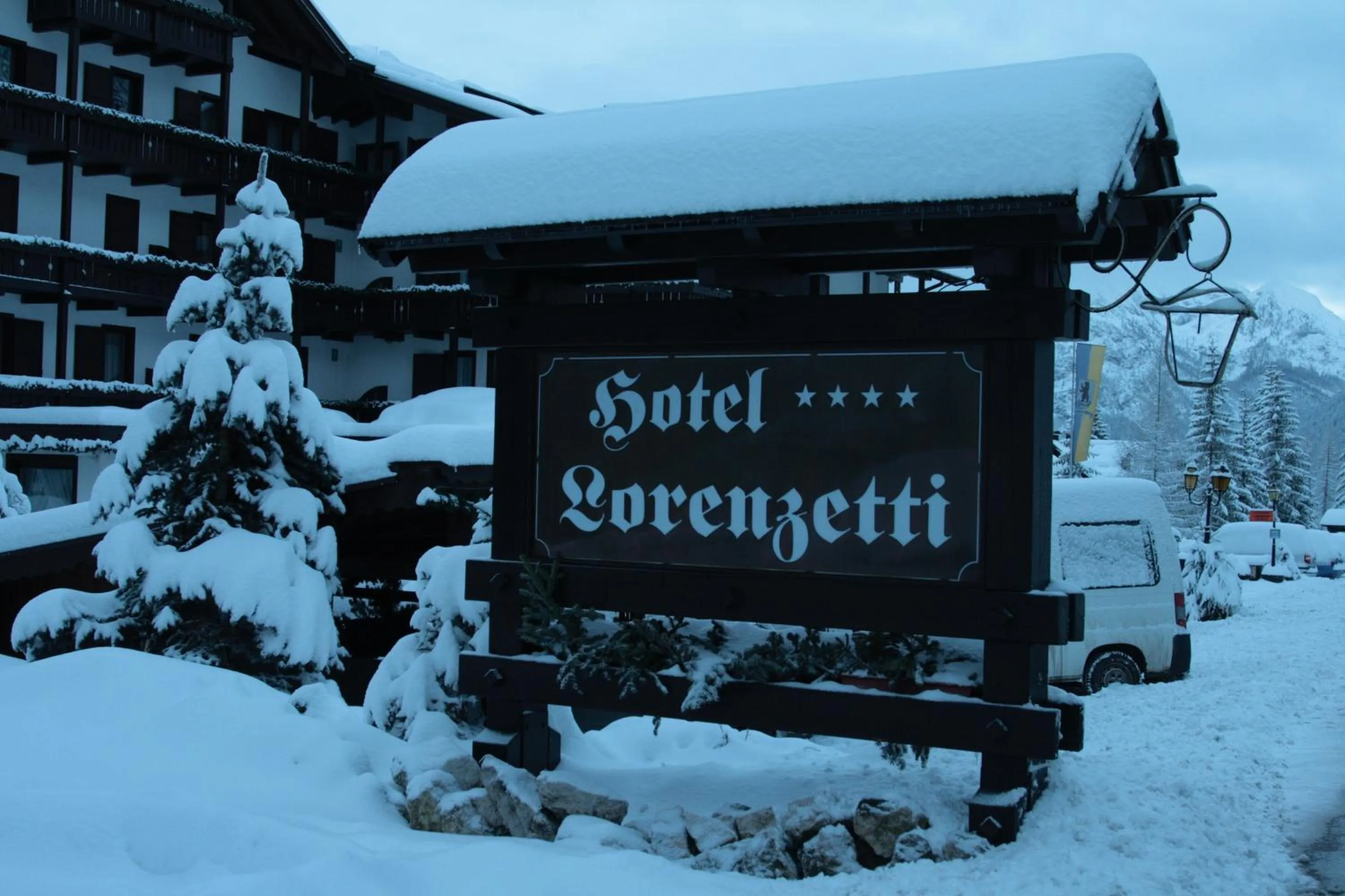 Facade/entrance in Hotel Lorenzetti