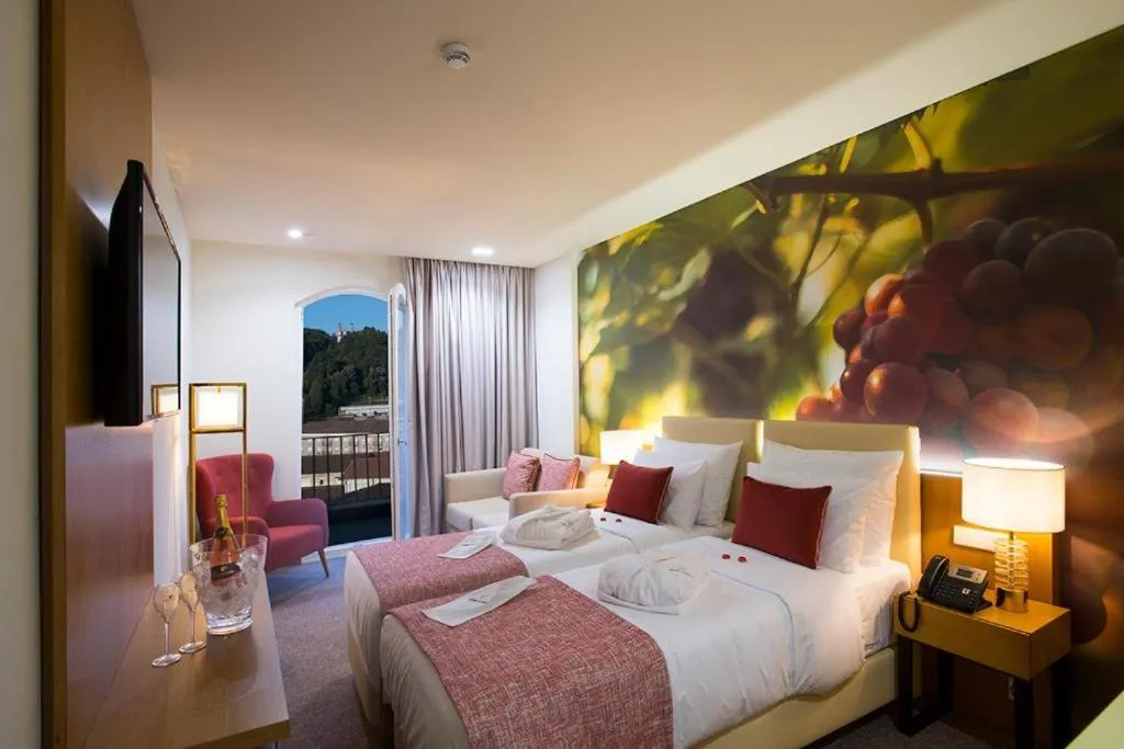 View (from property/room), Bed in Douro Castelo Signature Hotel & Spa