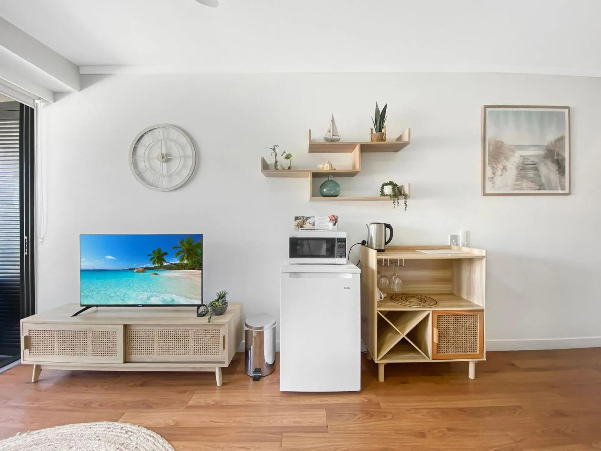 Blue on Blue Studio Room 1222