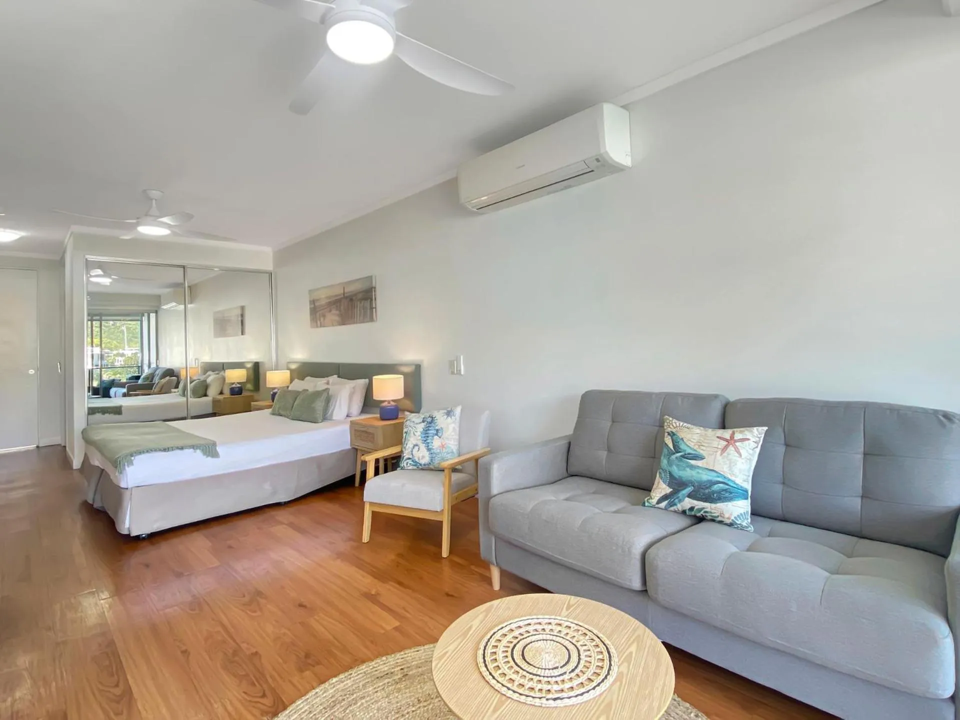 Bed in Blue on Blue Studio Room 1222