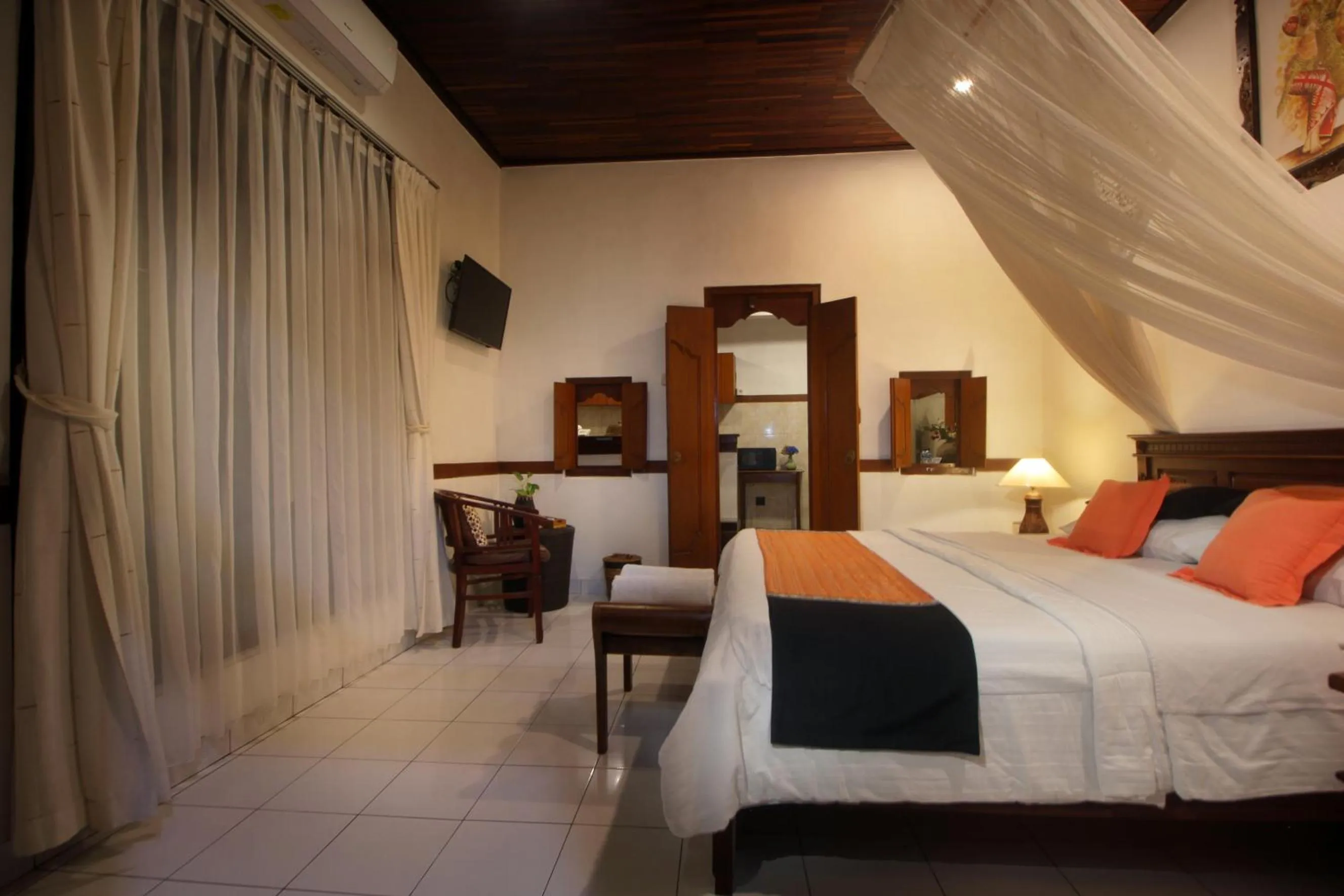 Bedroom, Bed in Hotel Jati Sanur