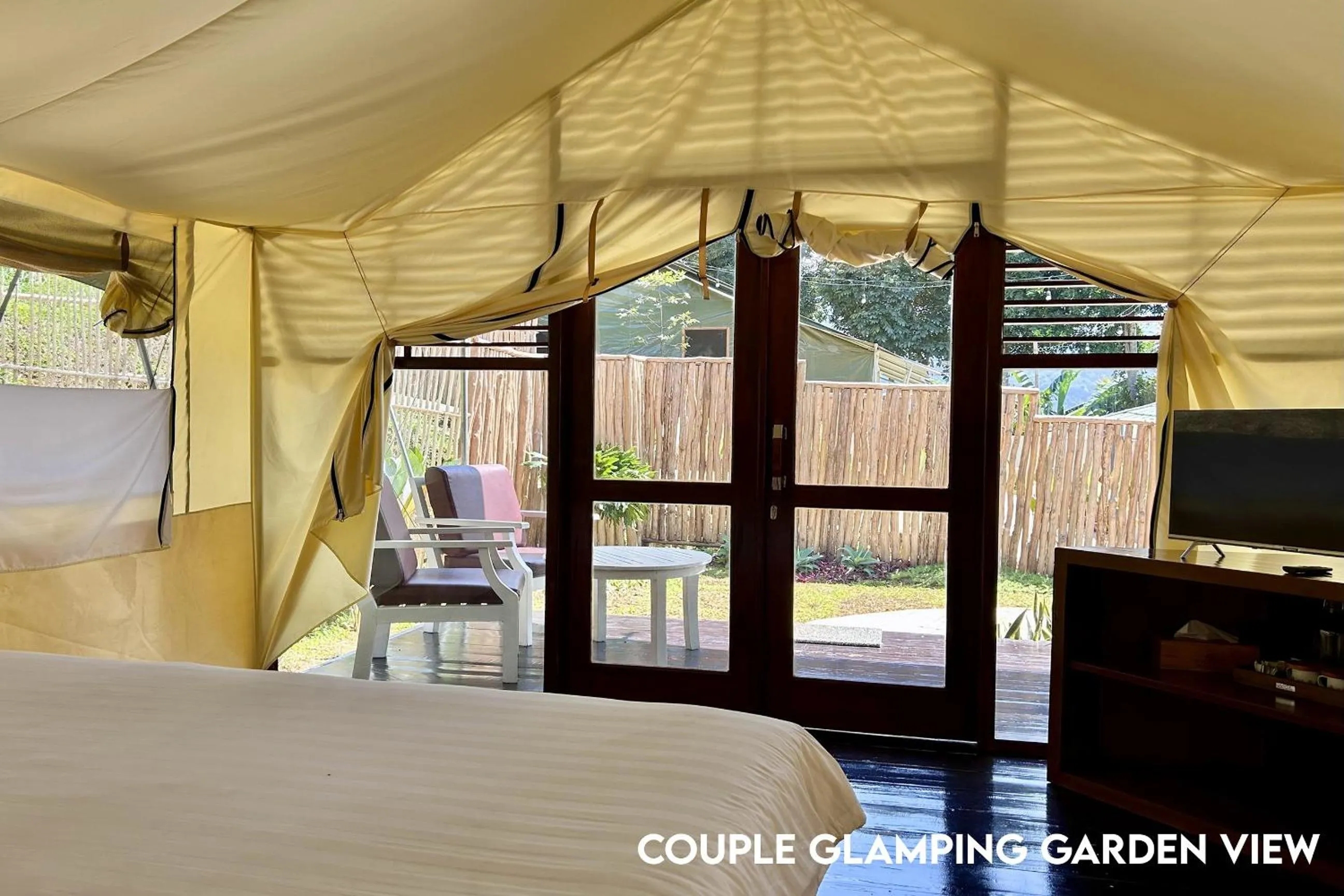 Bed in Alinson Sunset Hill