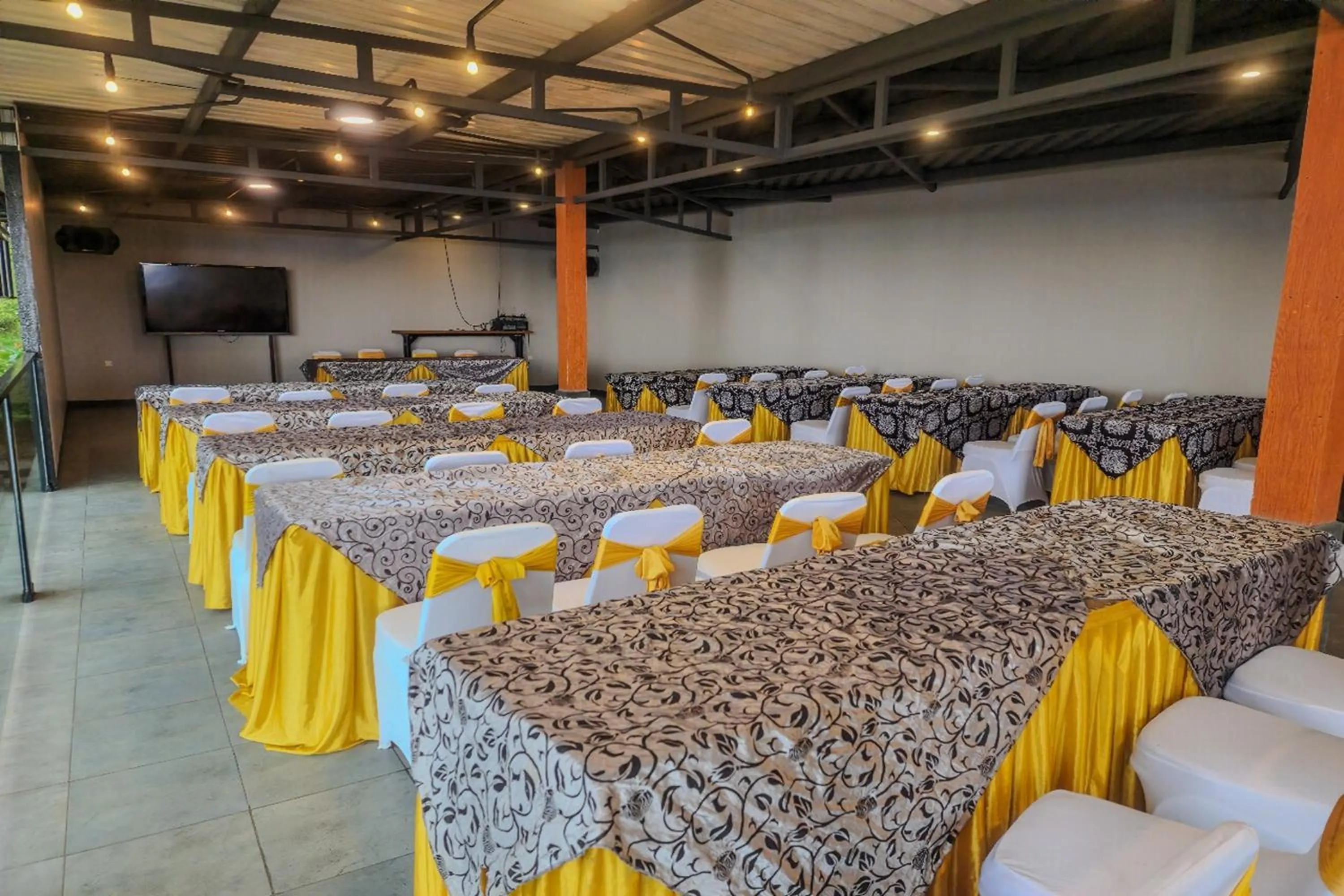 Meeting/conference room in Alinson Sunset Hill