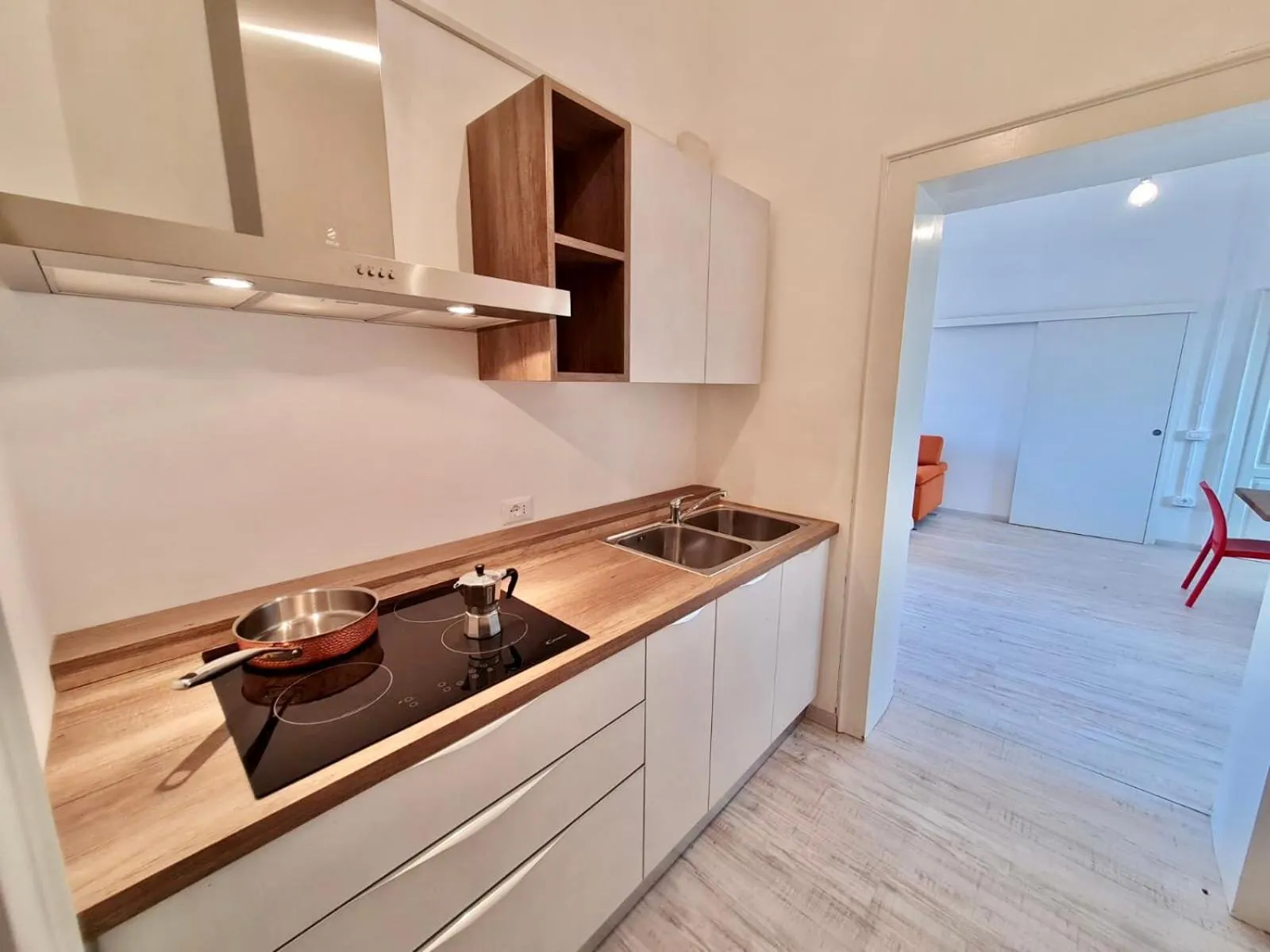 Kitchen or kitchenette in BRIBANO HOSTEL & bike sharing-workers and tourists hospitality