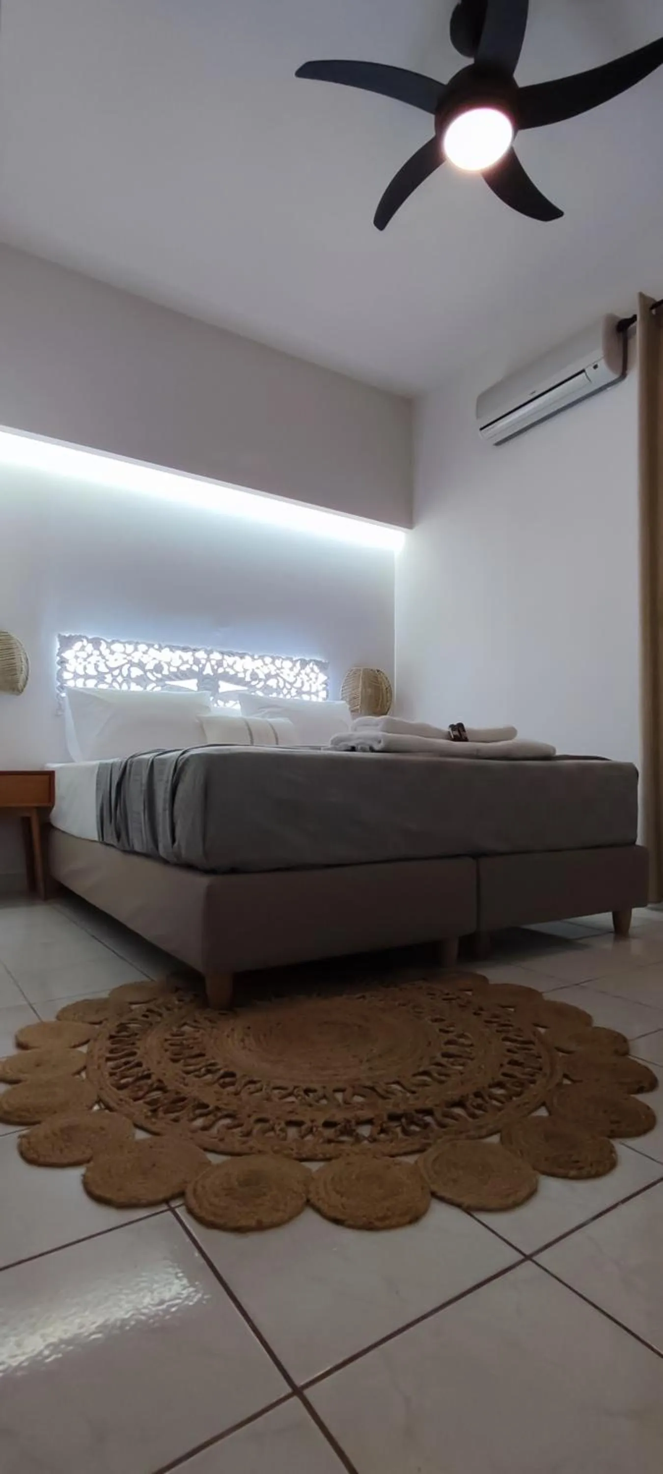 Bedroom, Bed in Niki Apartments