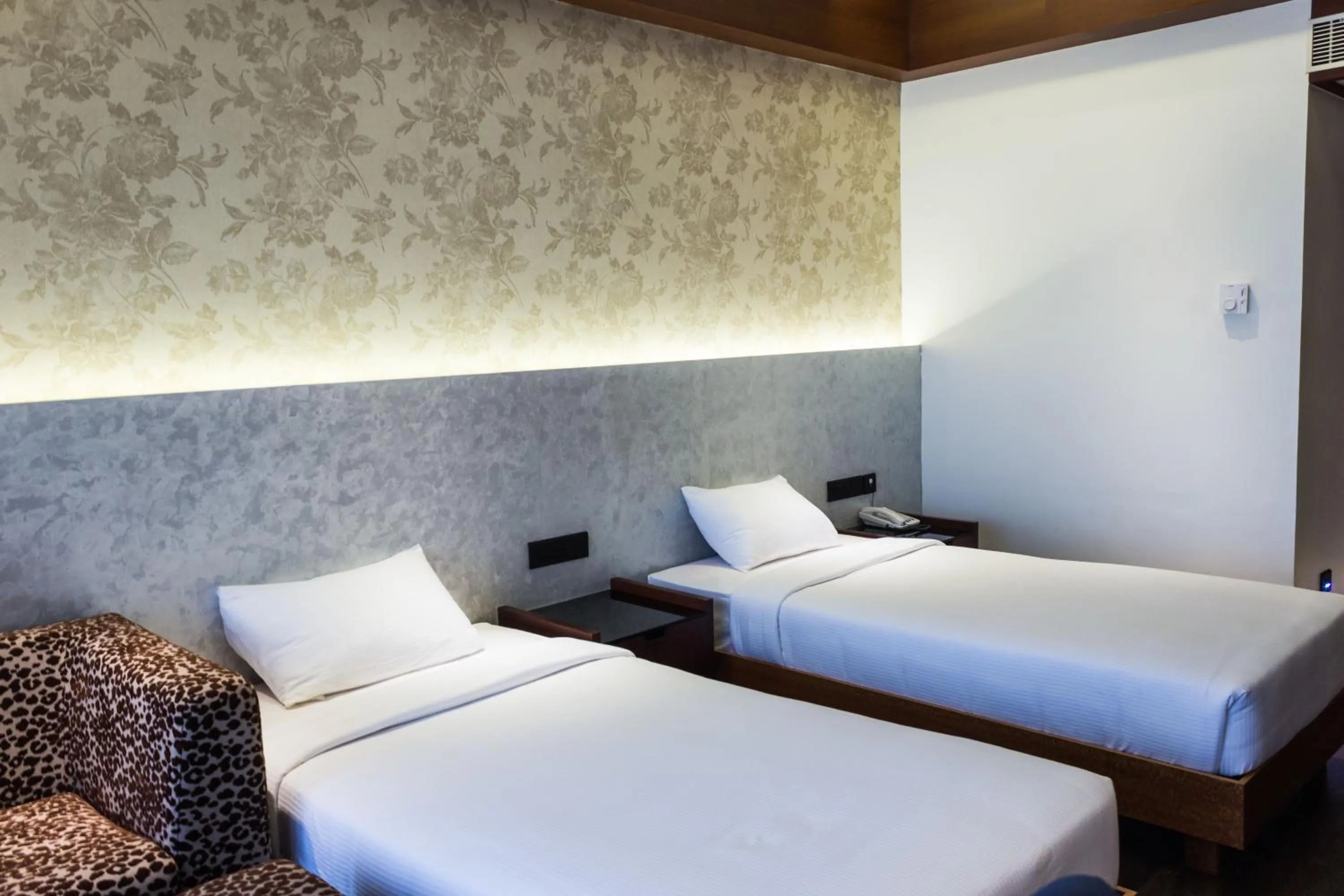 Other, Bed in Diana Heights Luxury Hotel