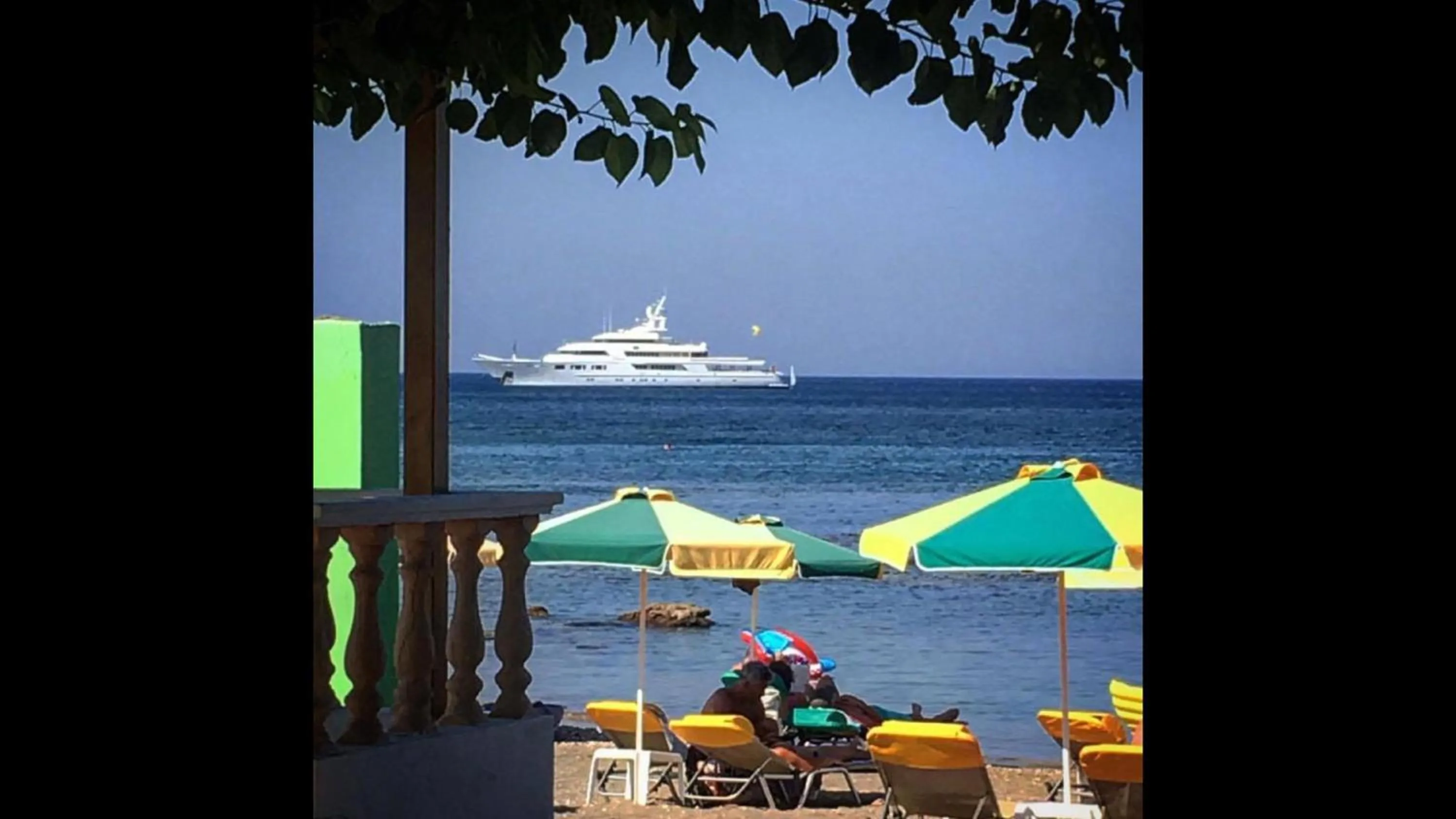 Beach in Paradise Studios