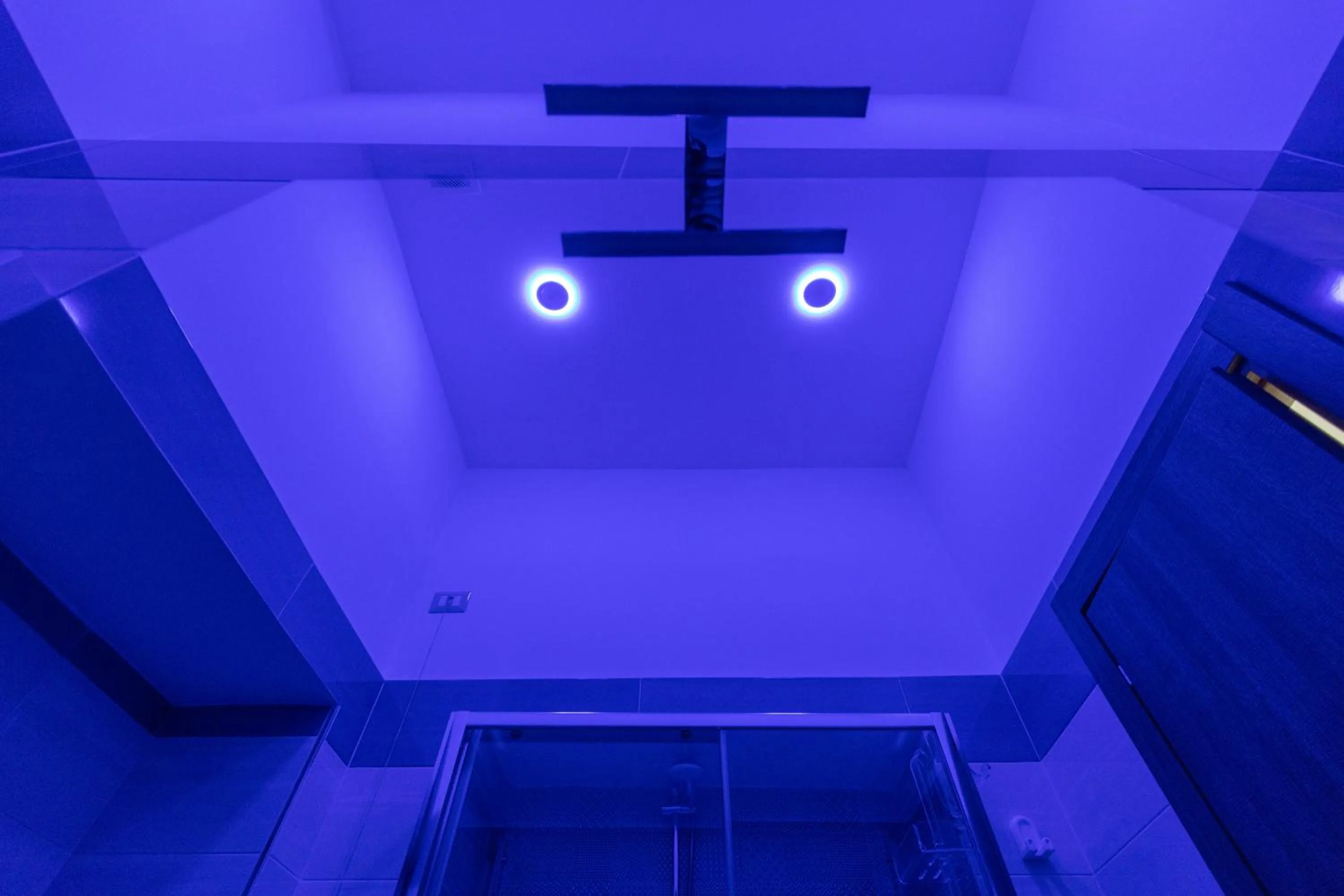 Bathroom in Napoli Museo bed and breakfast