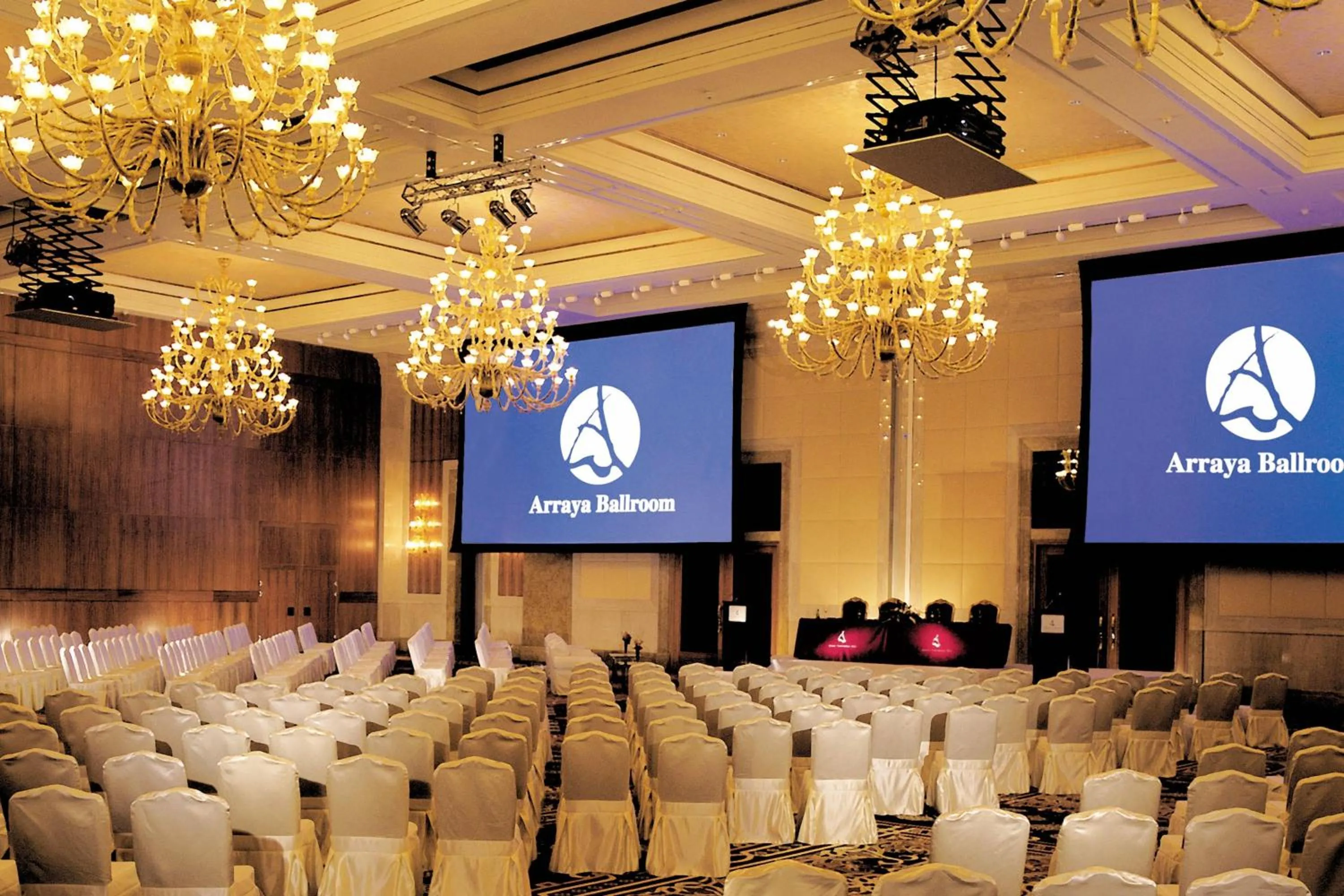 Meeting/conference room in Courtyard By Marriott Kuwait City