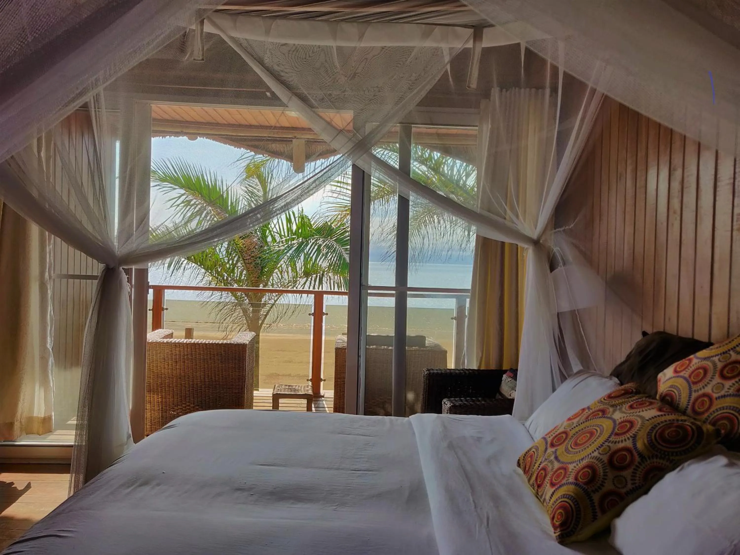 Bed in Catembe Gallery Hotel