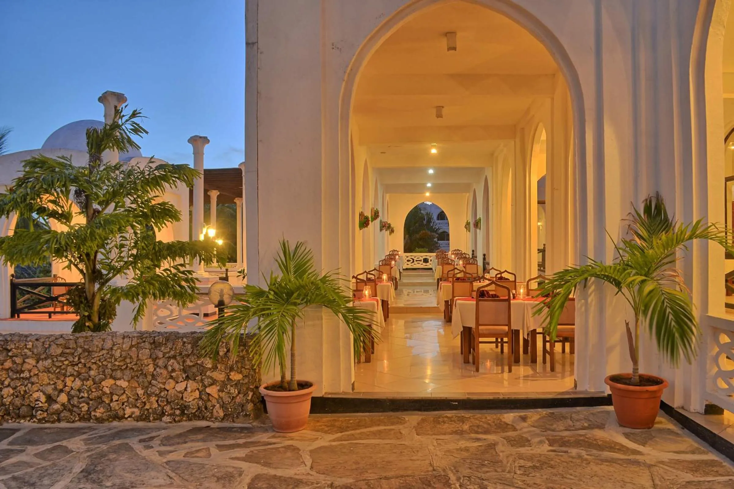 Restaurant/places to eat in Kaskazi Beach Resort