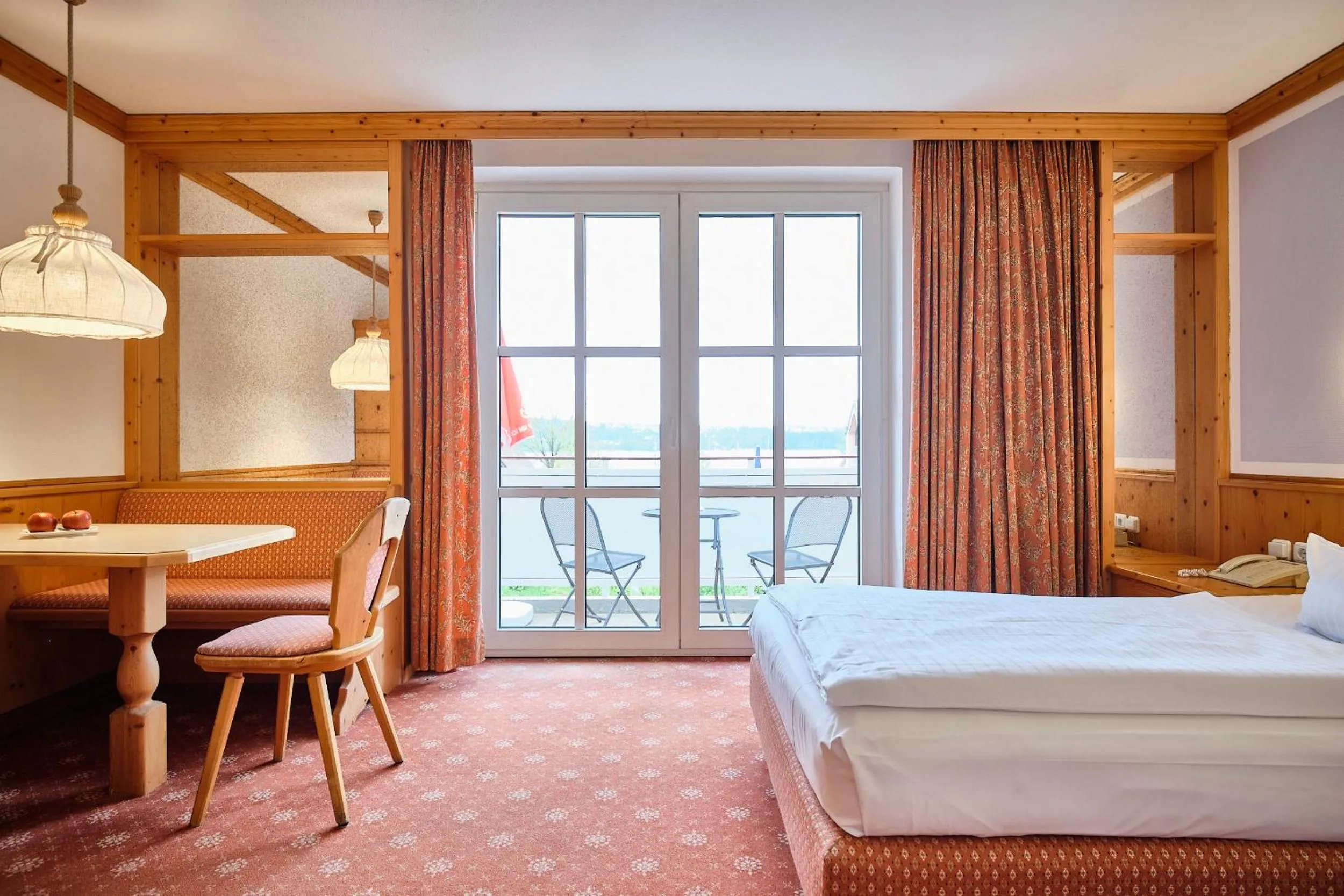 Photo of the whole room, Bed in Strandhotel Seehof