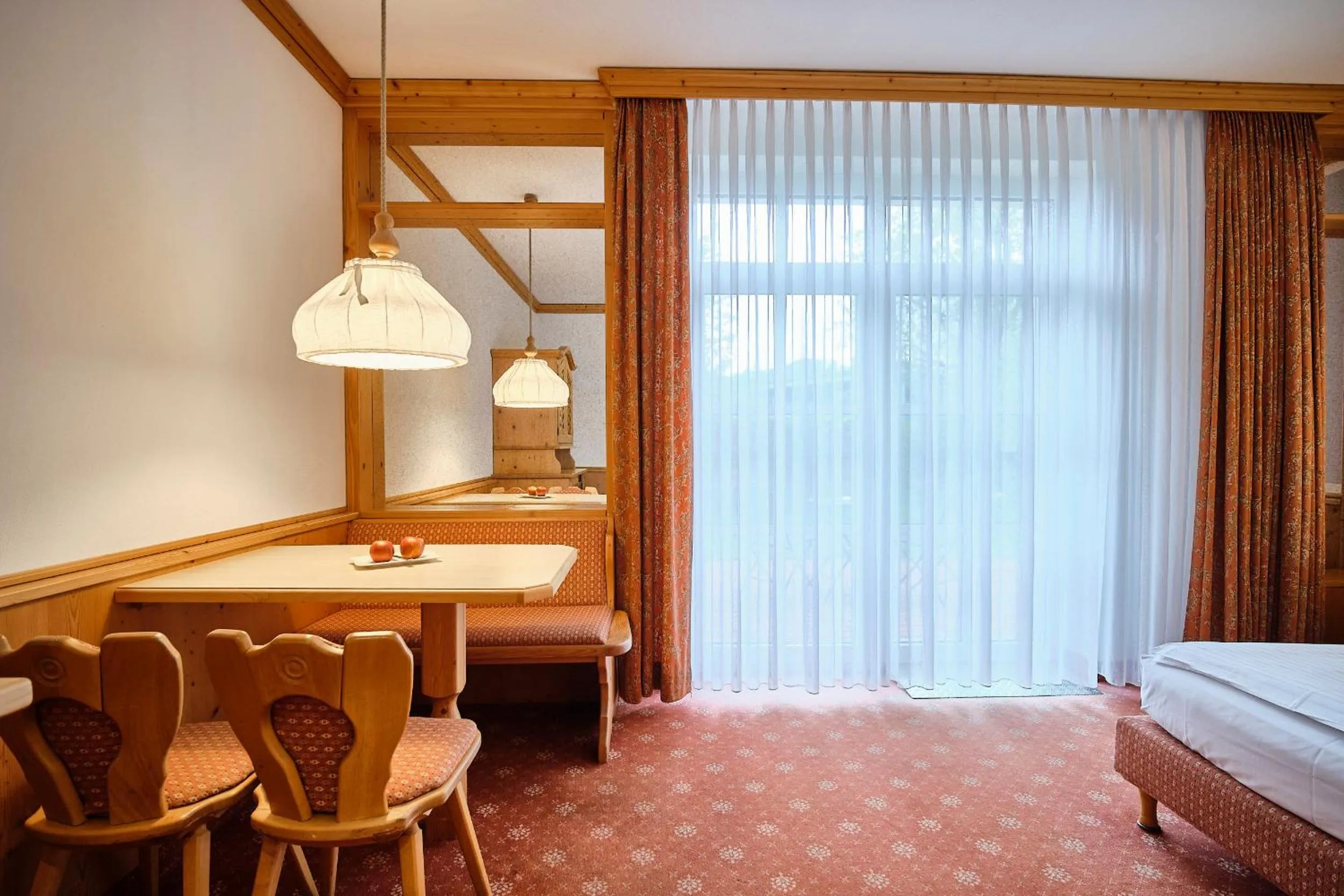 Photo of the whole room, Bed in Strandhotel Seehof